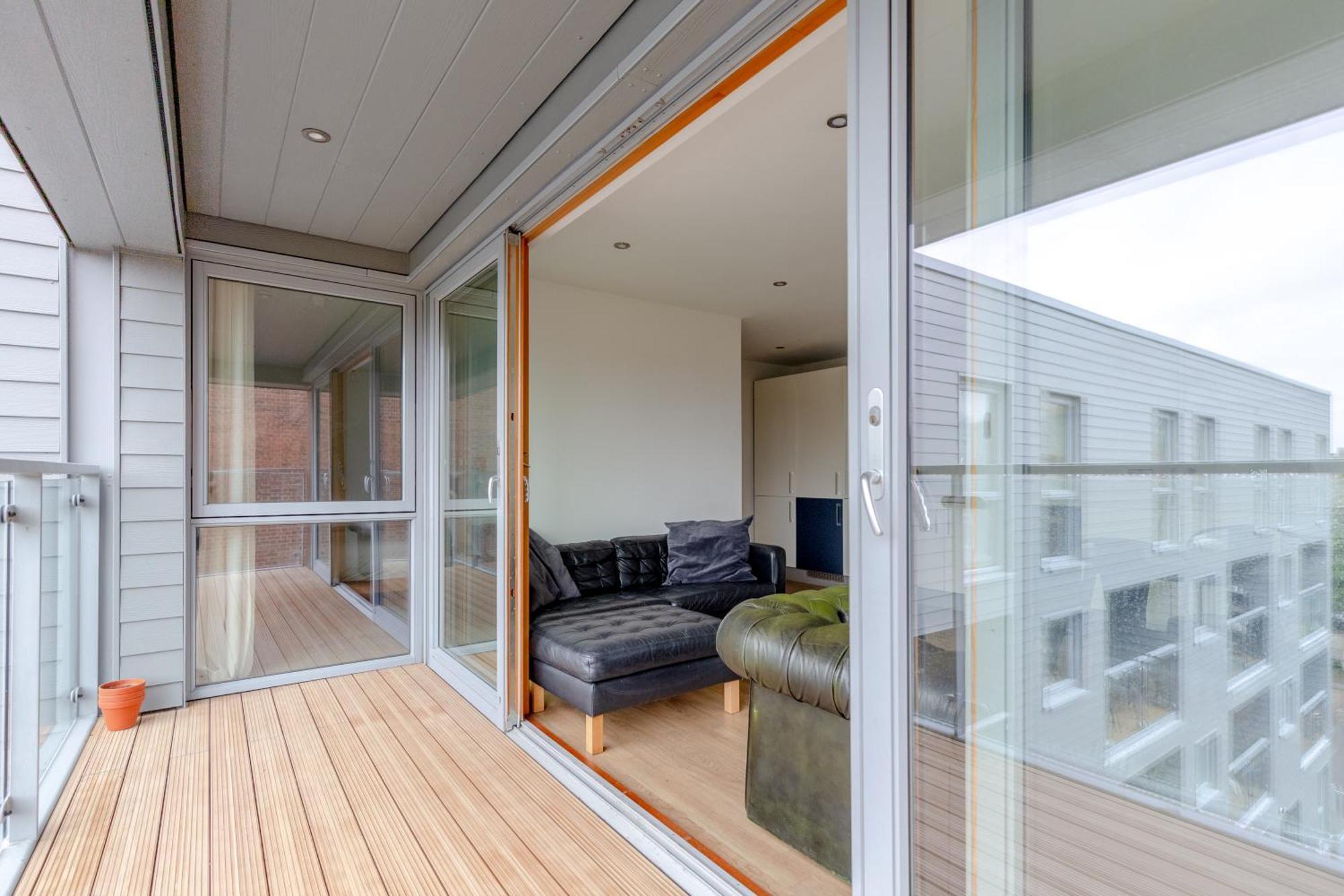Peaceful 1bd Flat With Balcony - Bethnal