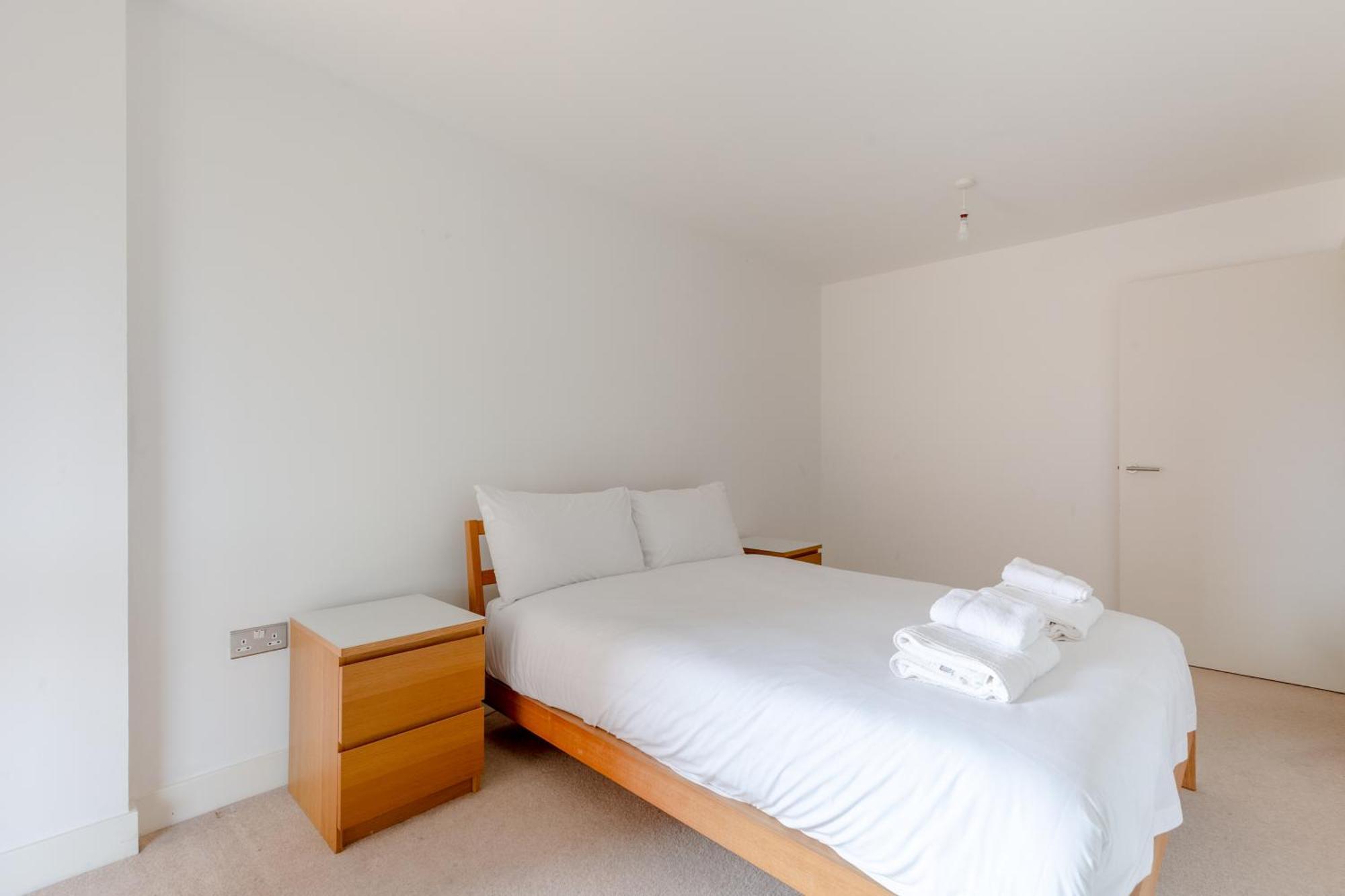 Peaceful 1bd Flat With Balcony - Bethnal