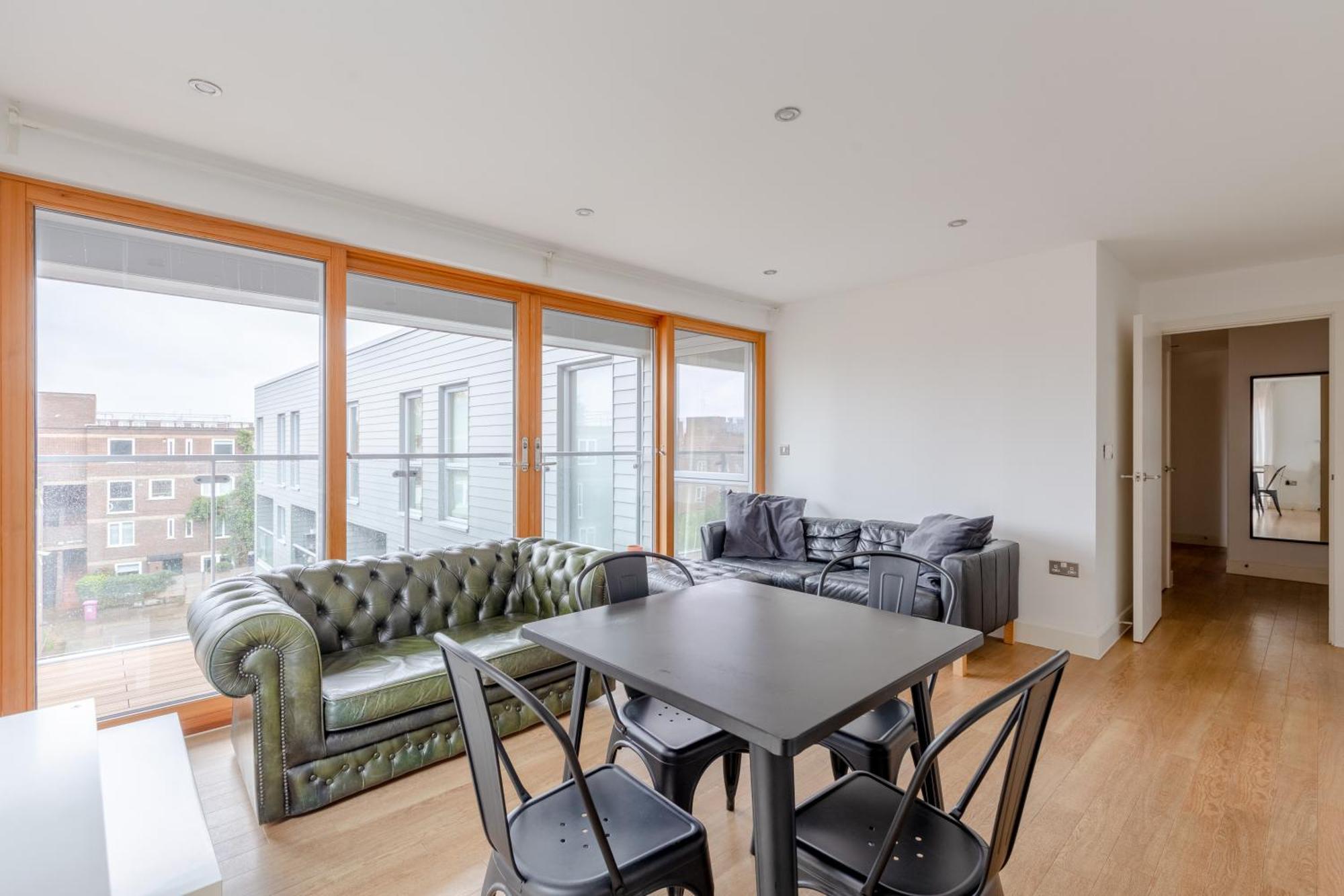 Peaceful 1bd Flat With Balcony - Bethnal