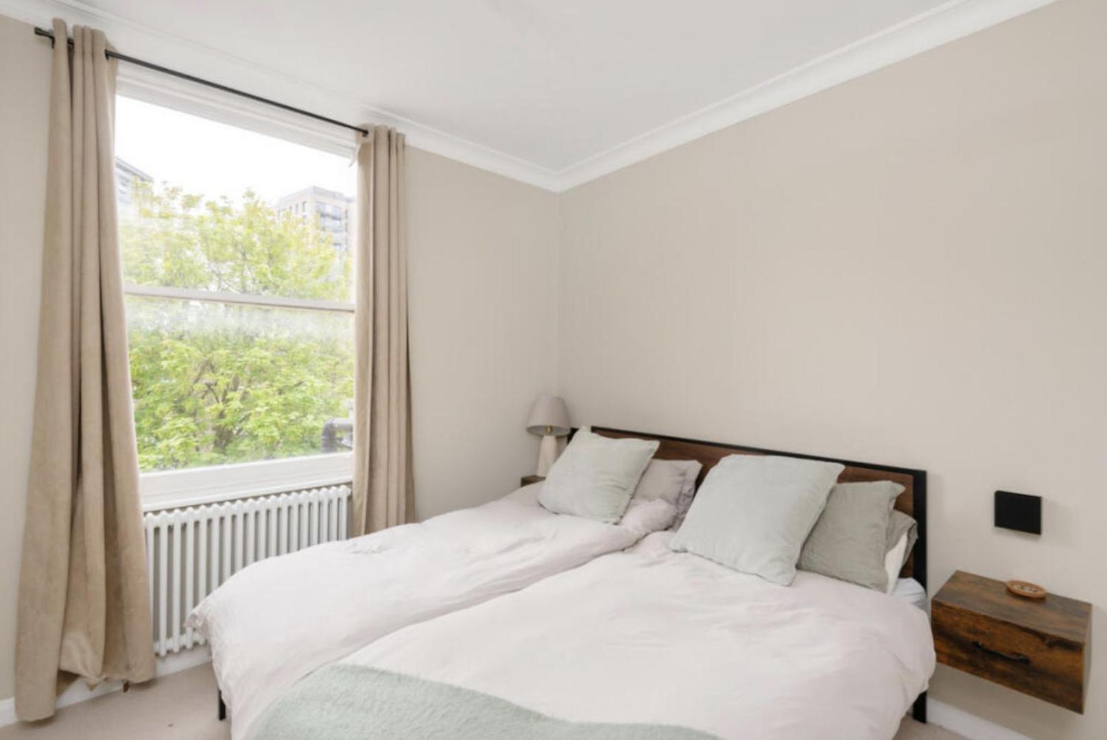 Luxurious Modern Flat In Charming Little Venice *