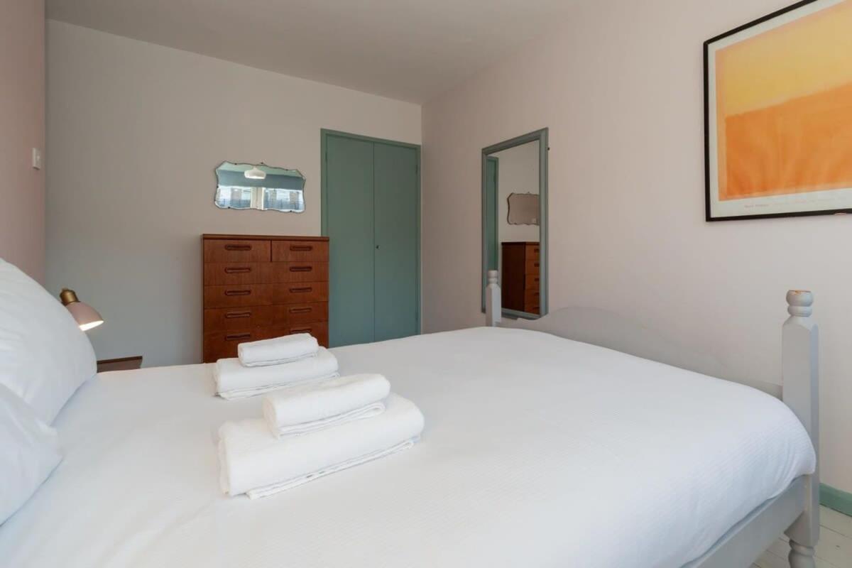 Central Stylish 4 Bedroom * Londres