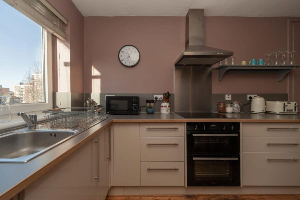 Appartement Central Stylish 4 Bedroom *