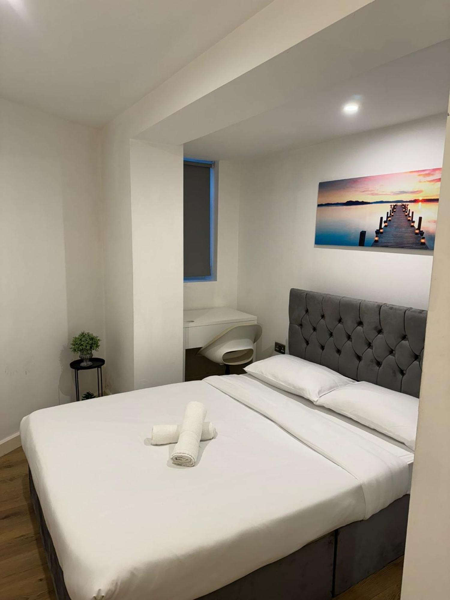 Cozy Two Bedroom Sleeps 6 Near Camden Market Hw10 Apartment London