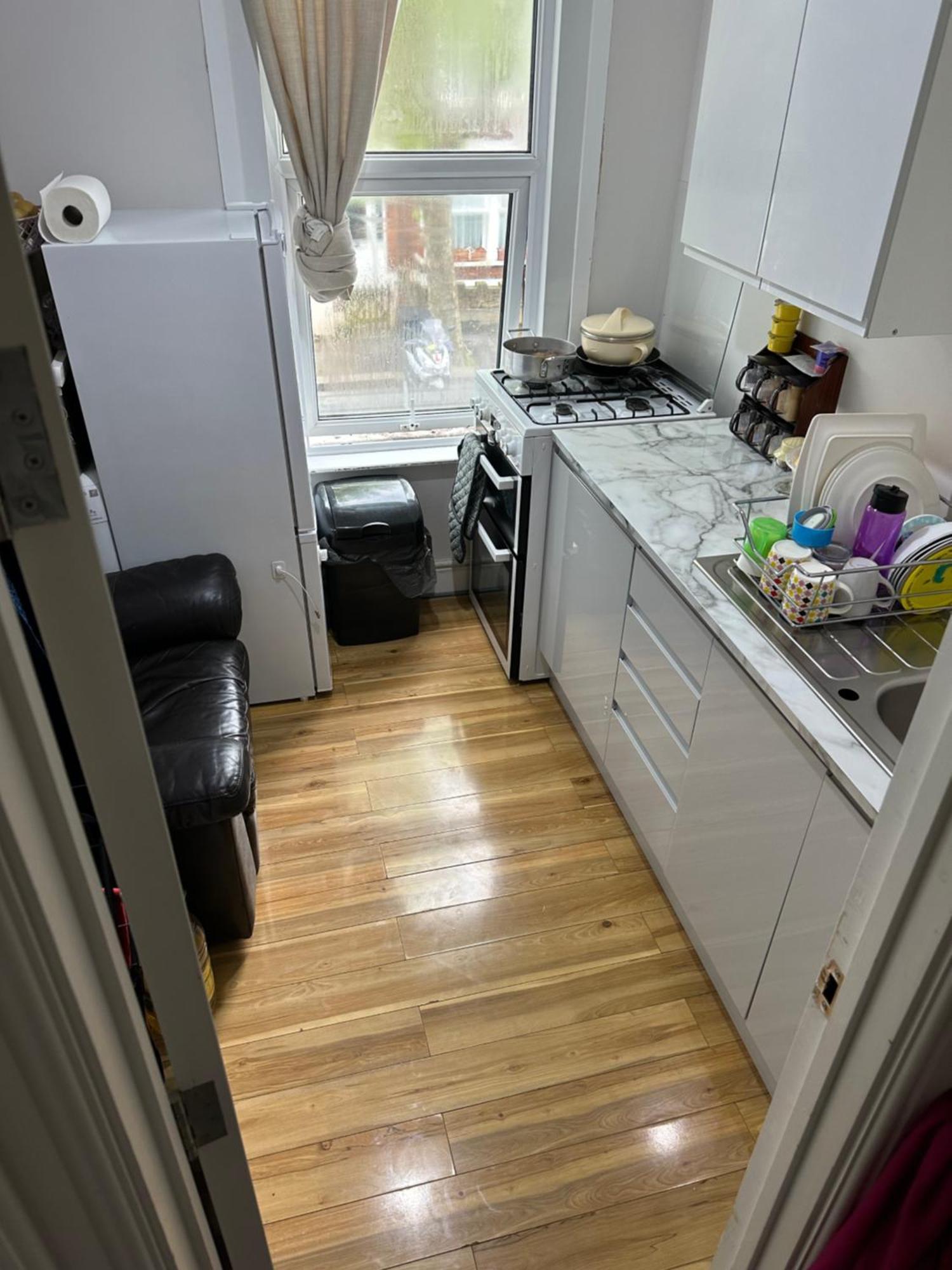 2 Bed Flat In Apartamento Londres