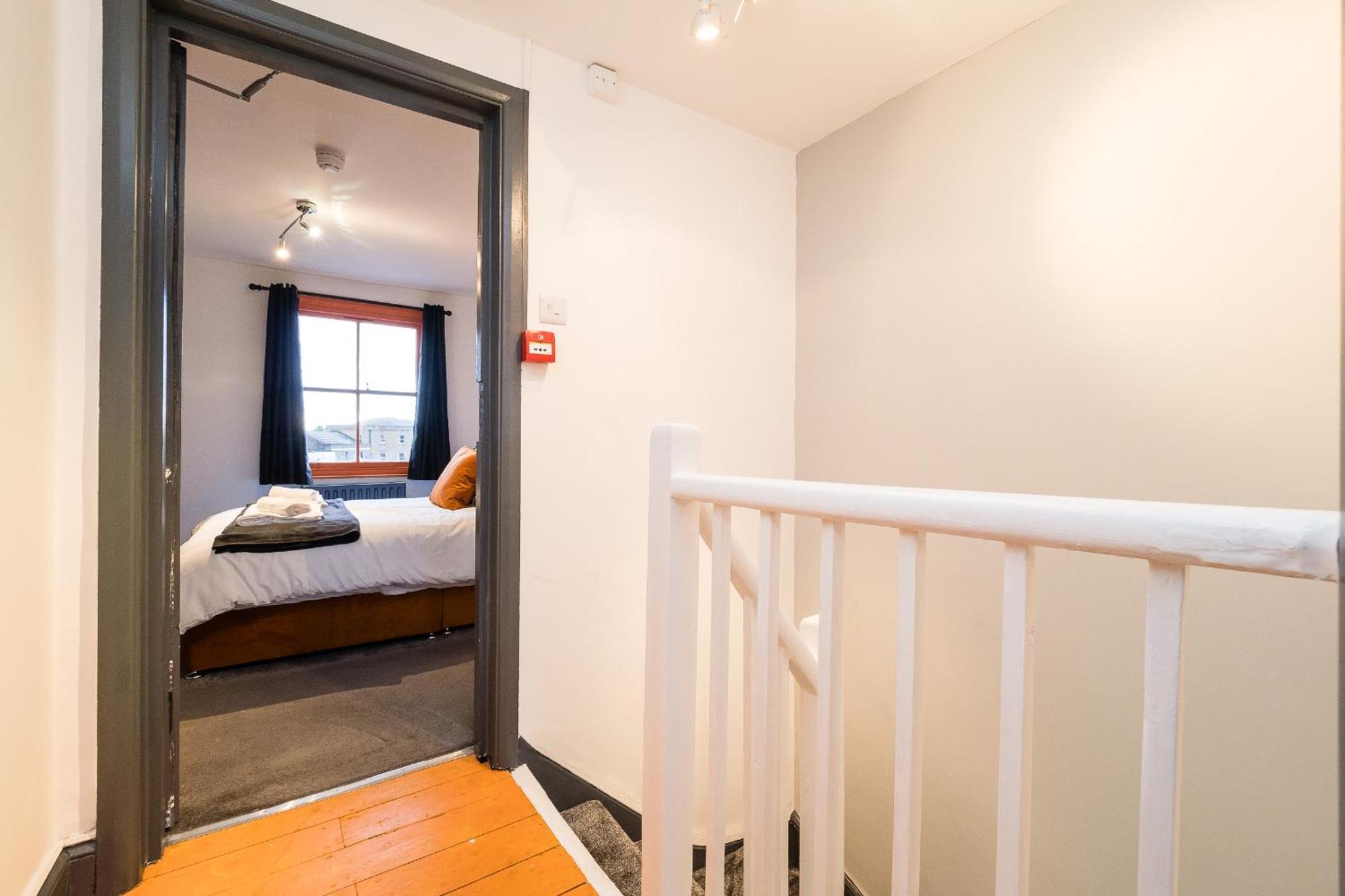 Spacious 6 Ensuite Bedroom House In * Londres