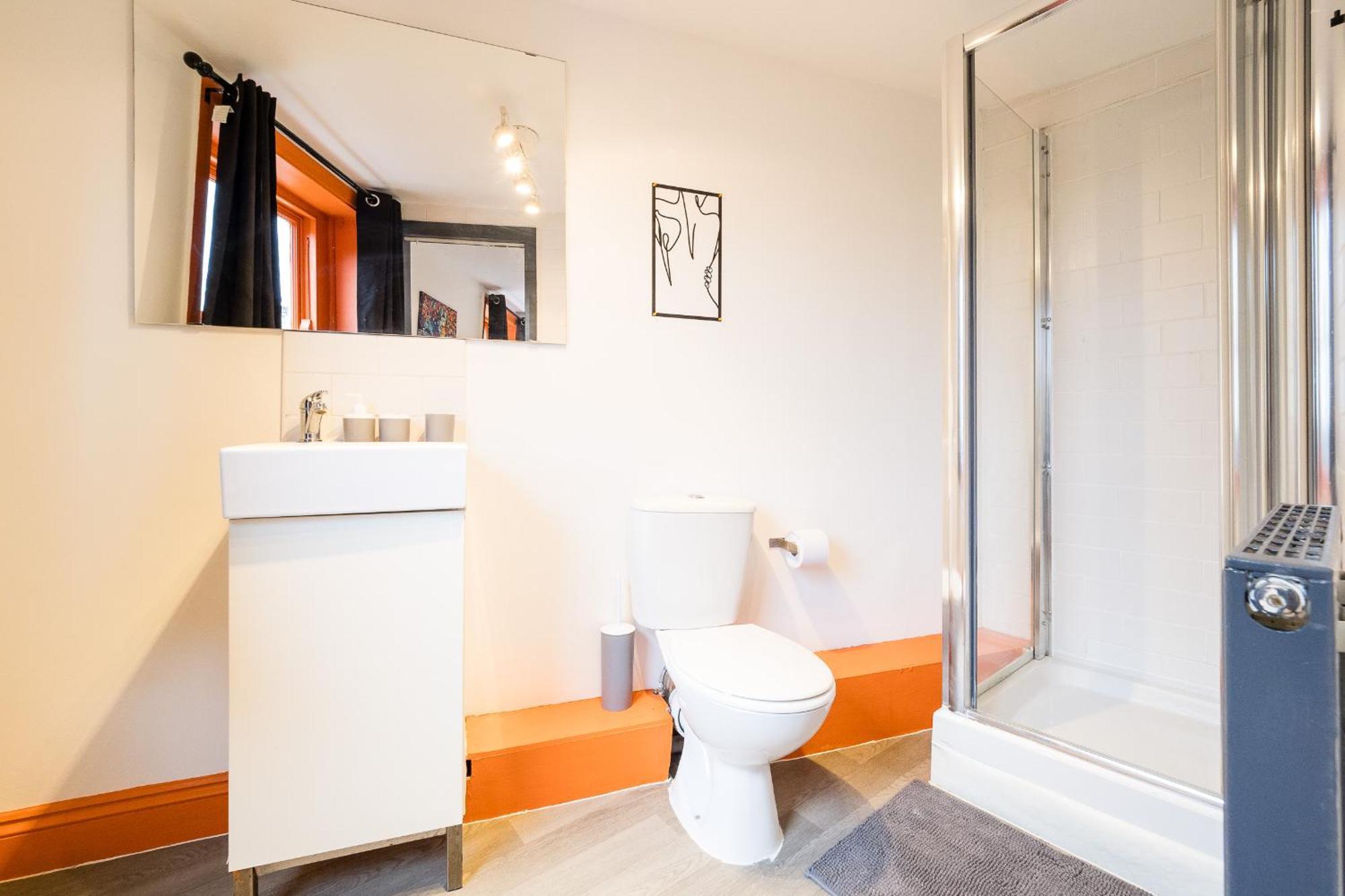 Spacious 6 Ensuite Bedroom House In Casa de Férias Londres
