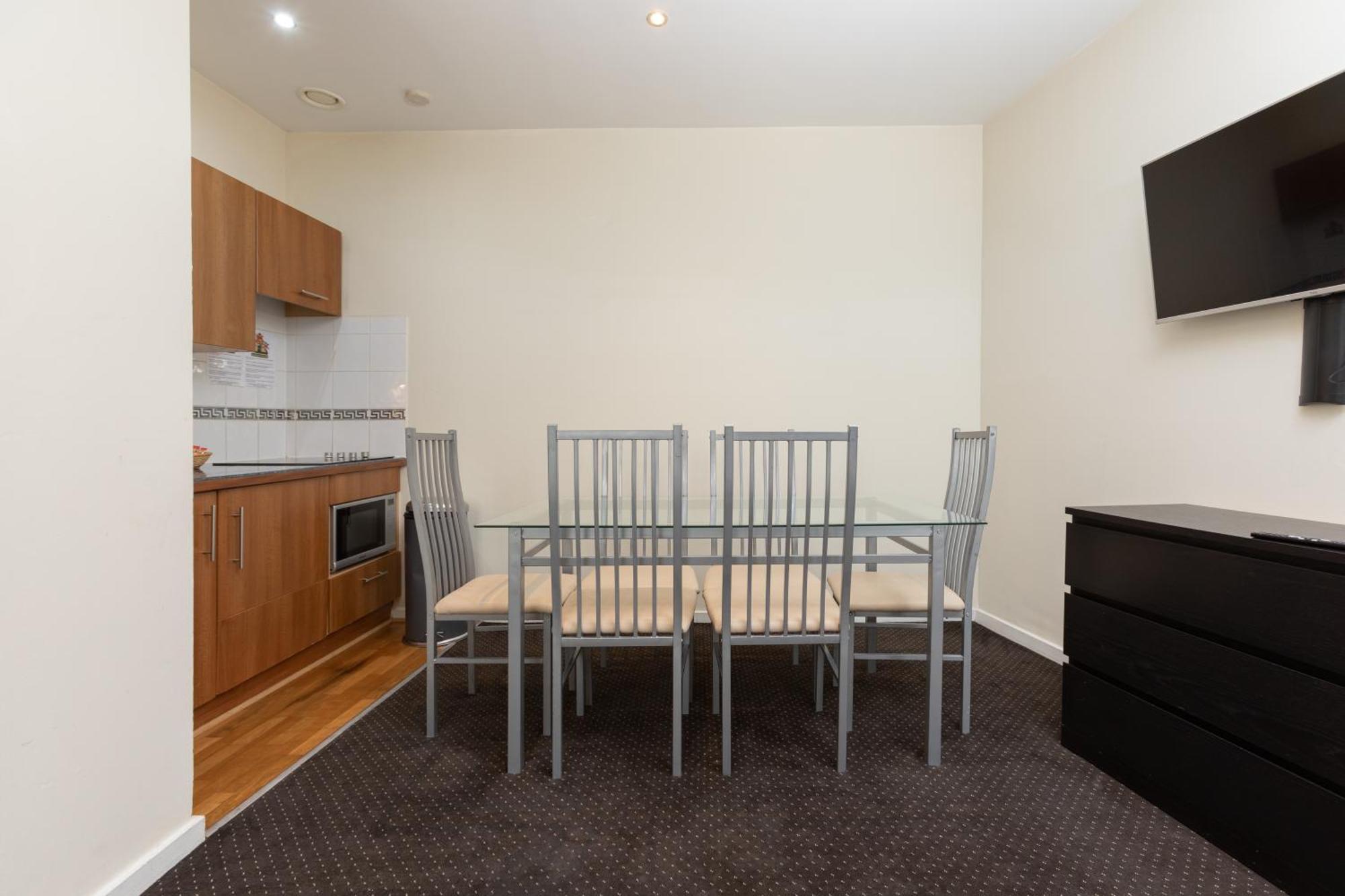 Grand Plaza Serviced Apart-hotel 4*
