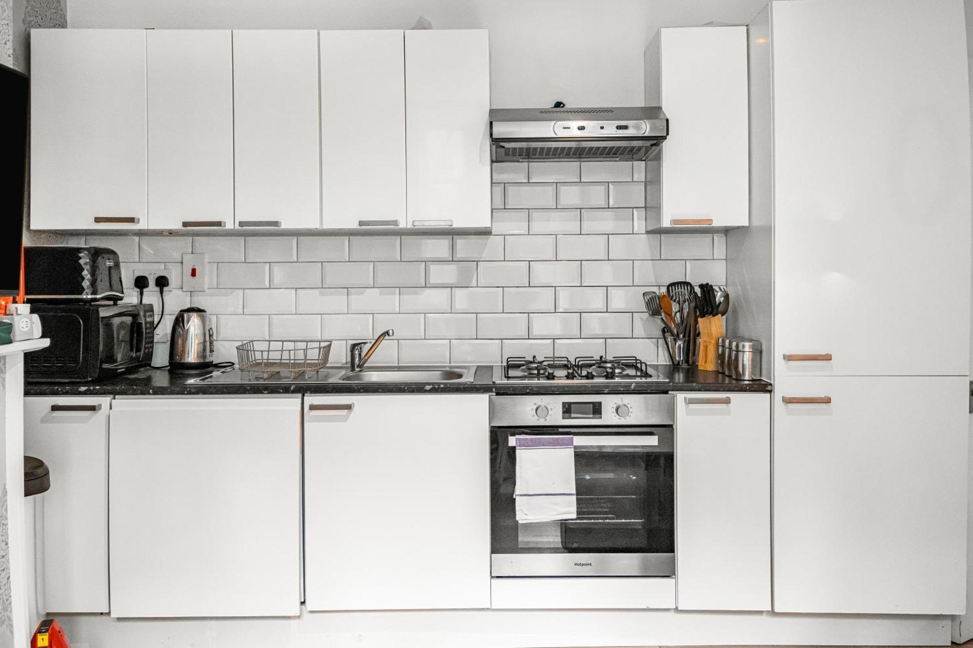 Pass The Keys In Sunny Waterloo Appartement