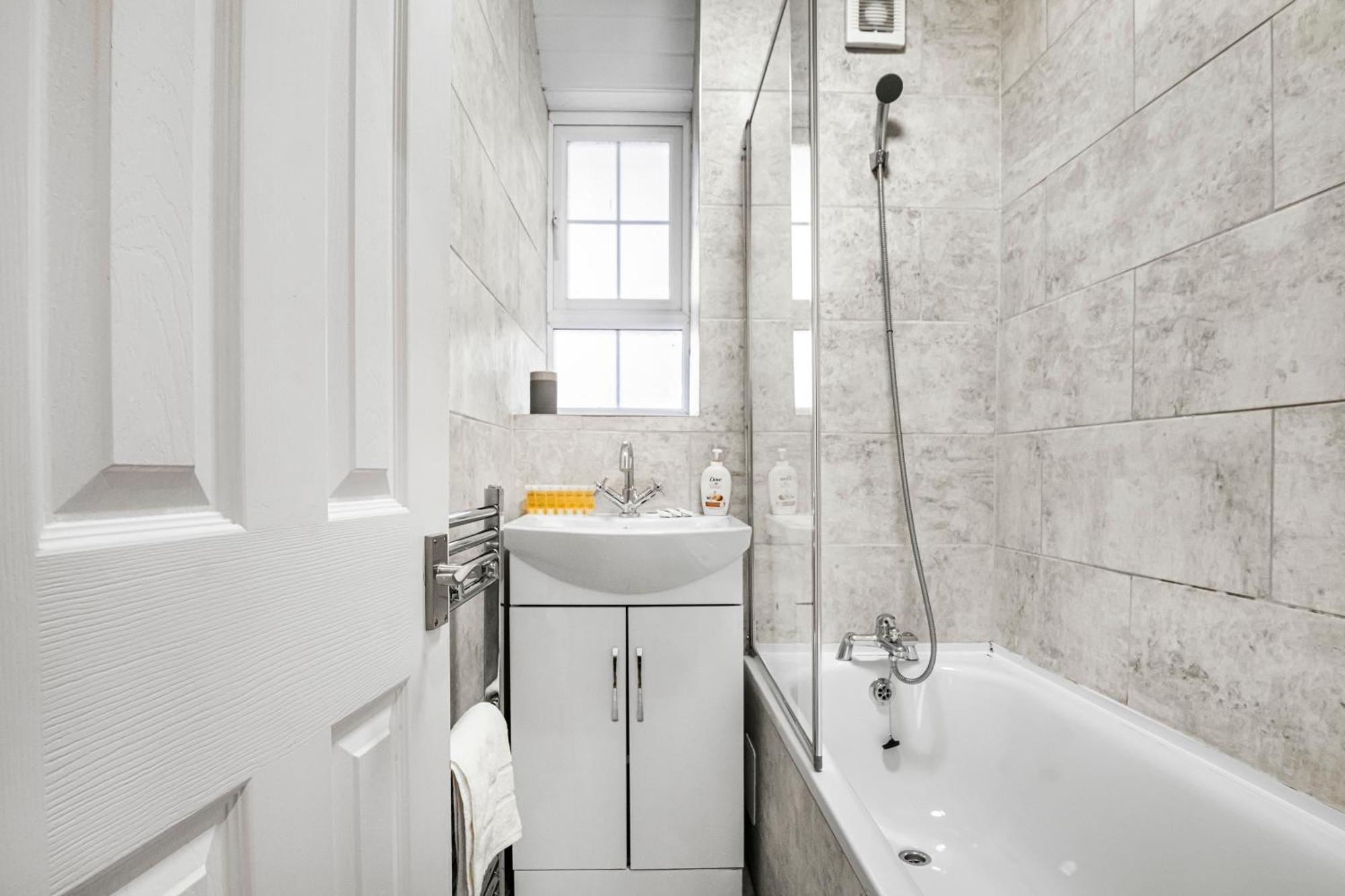 Appartement Pass The Keys In Sunny Waterloo Londen