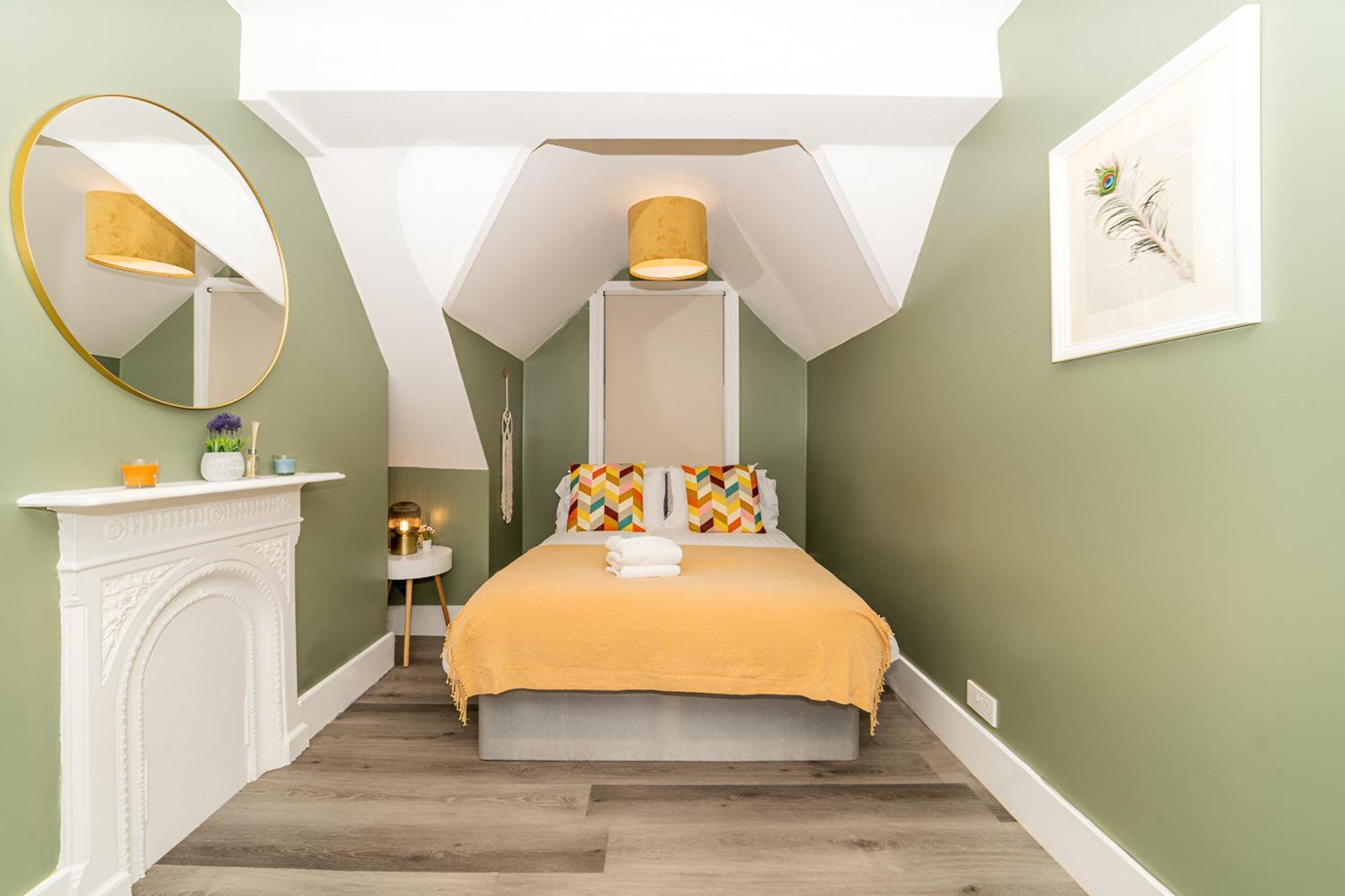 Olympia-museums-kensingtonlondon Apartment London