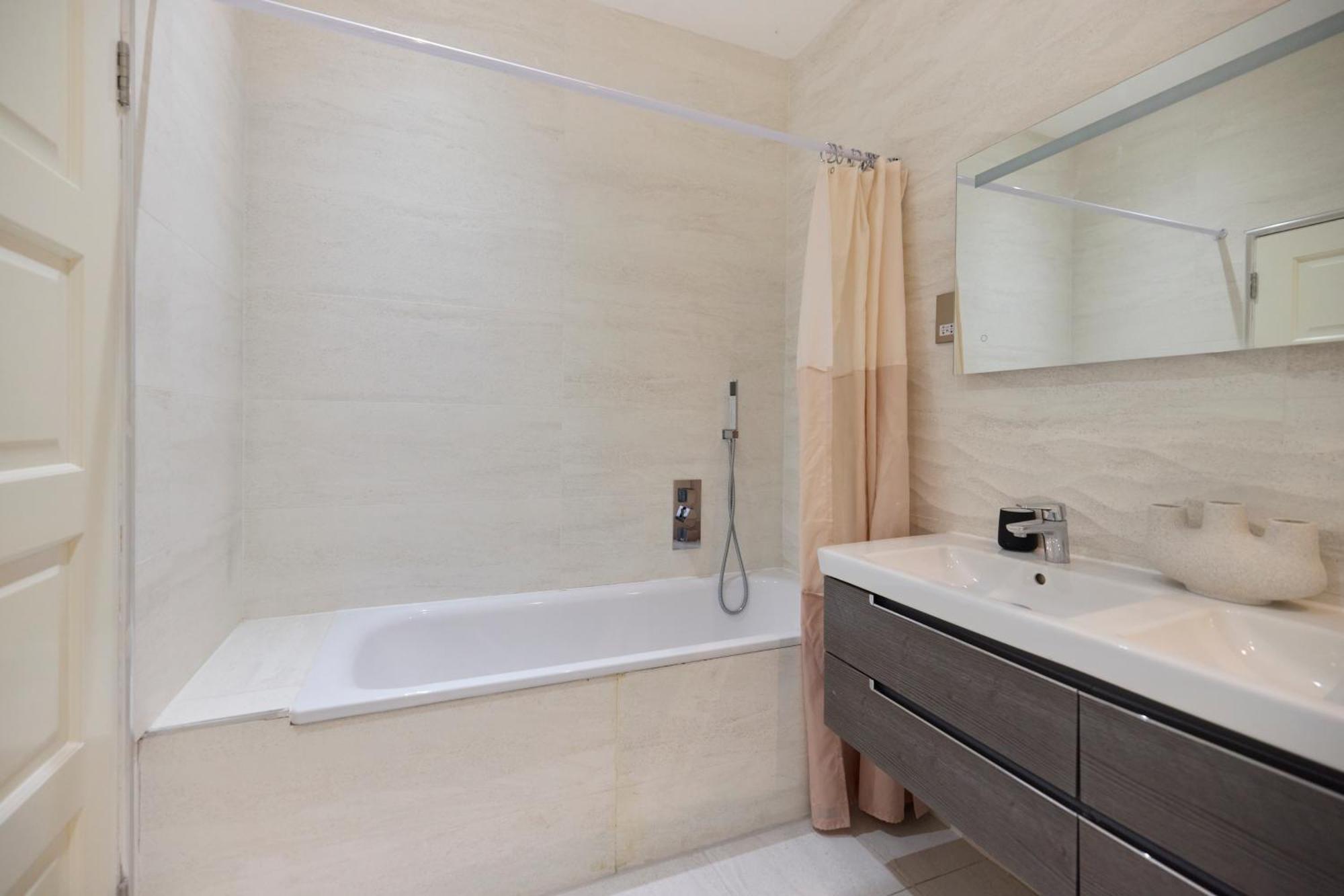 The Camden Park Place - Lovely 4bdr Flat With Garden Londres