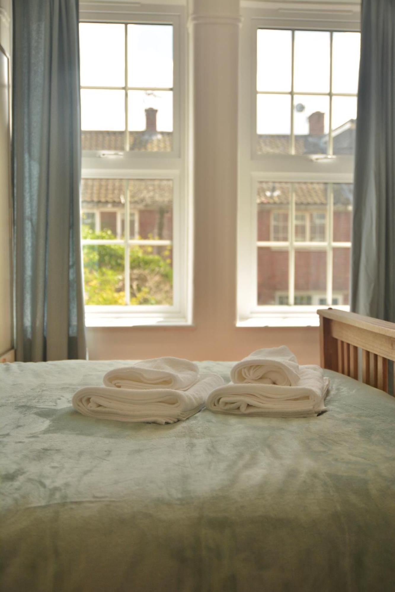 Beautiful 3bed In Apartment *