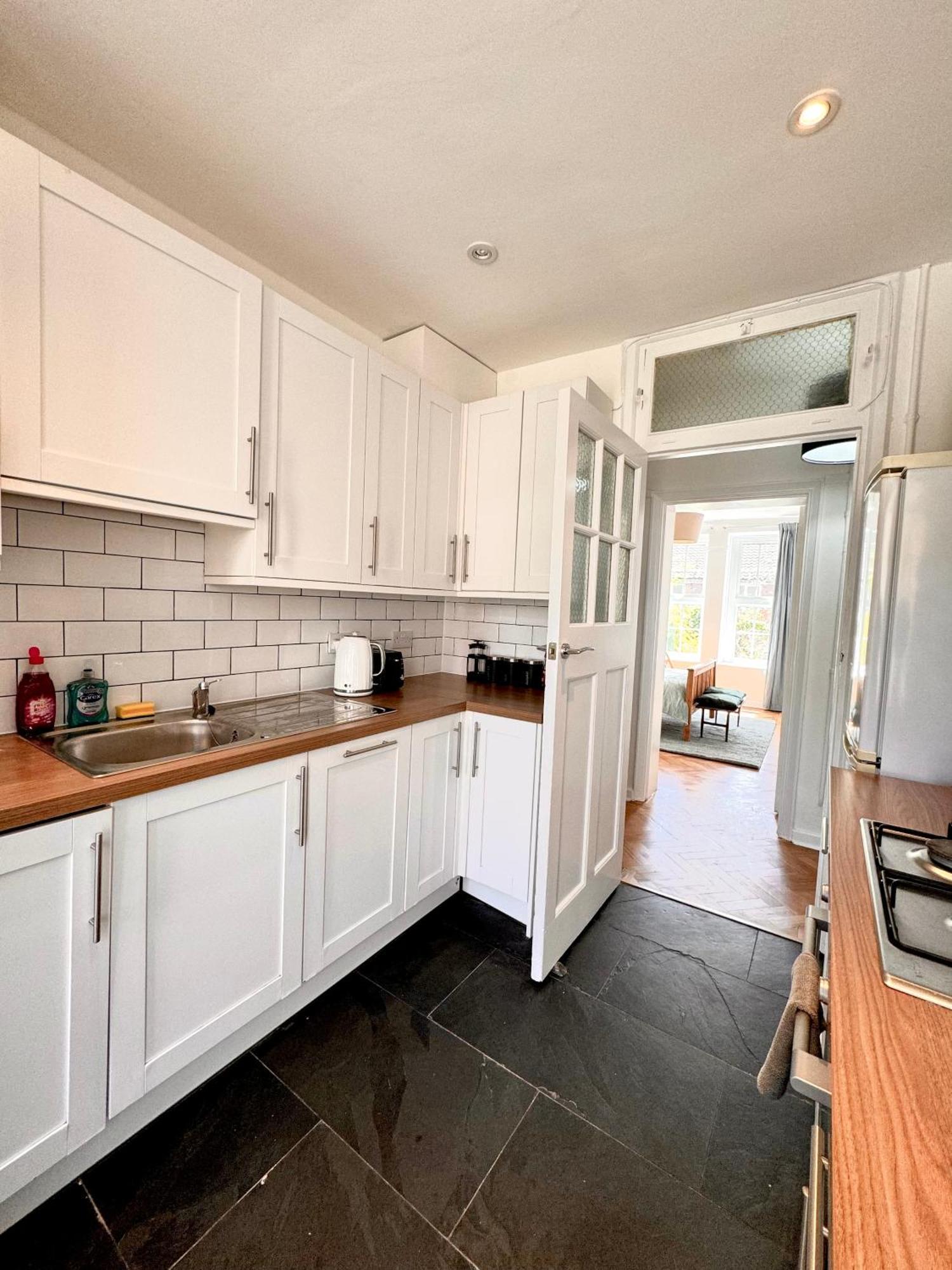 Beautiful 3bed In * London