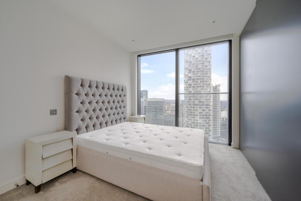 Two Bedroom High View Appartement Londres