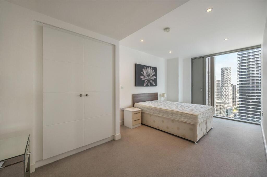 Two Bedroom High View * Londres