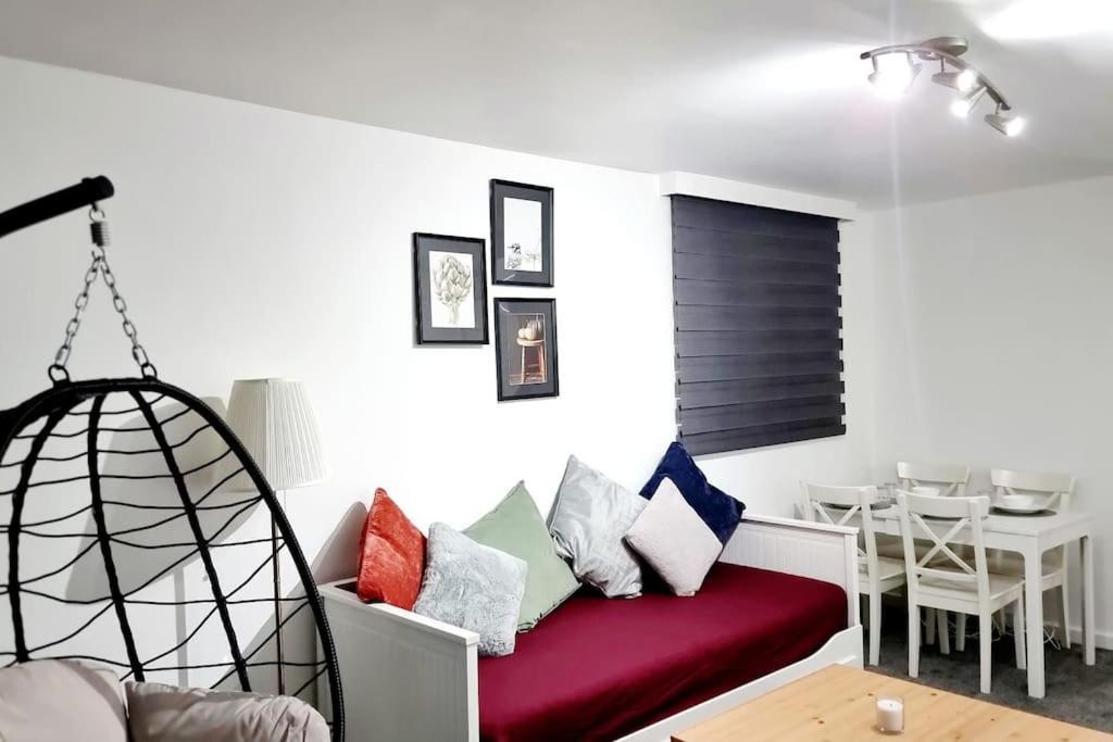 1 Bed Flat With Free Parking In E13 Apartamento *