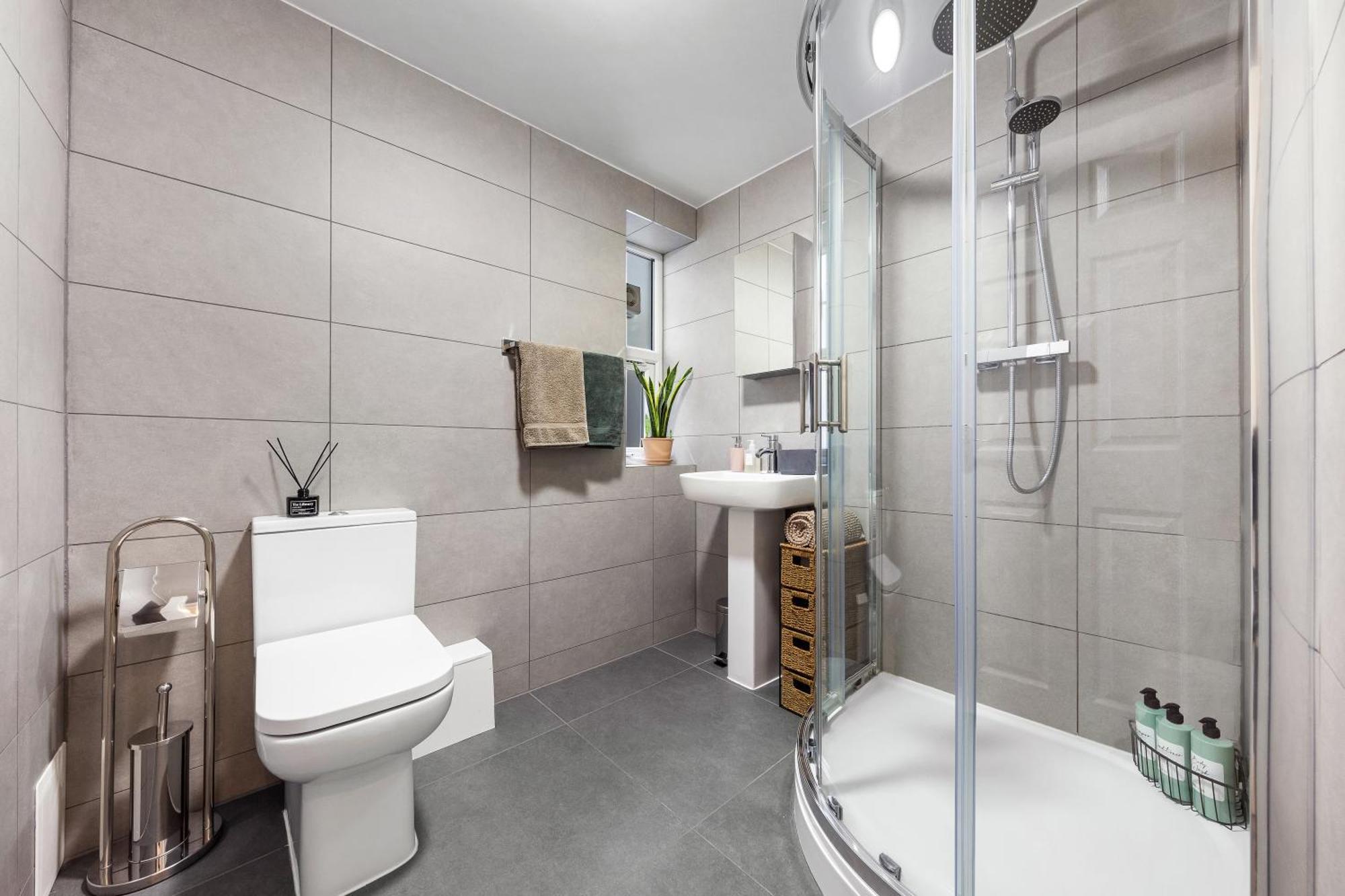 Modern Basement Stoke Newington London, Close To Transport *