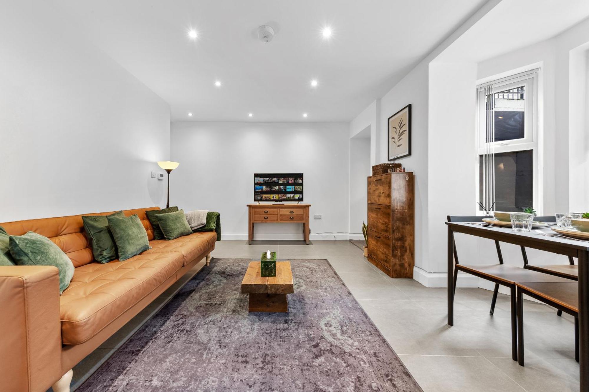 Apartment Modern Basement Stoke Newington London, Close To Transport