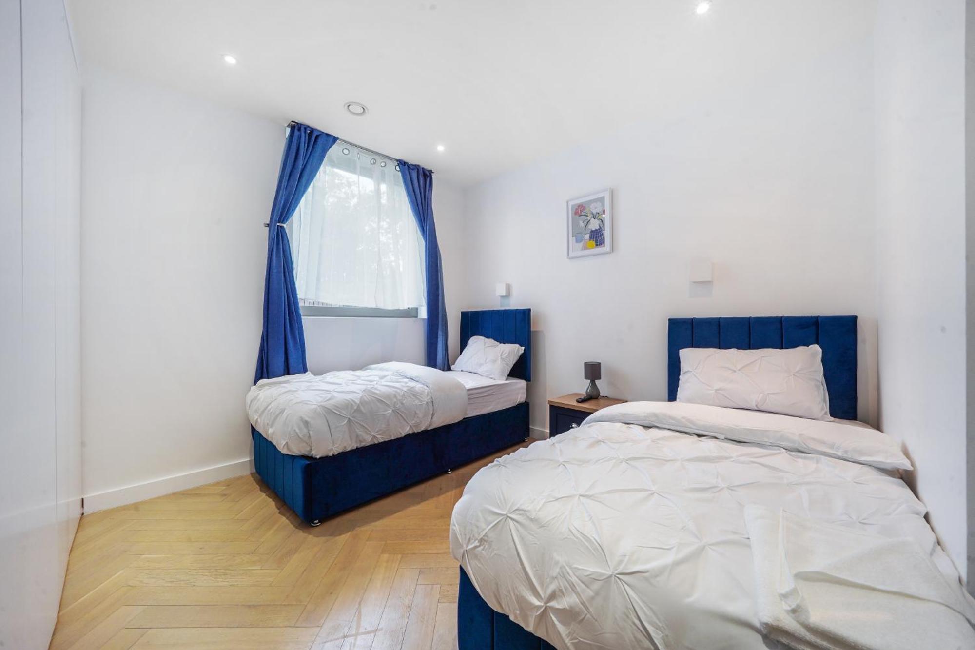The Zurich Apartment, 6 Beds, 15mins To London, 10mins Wembley Stadium Londres
