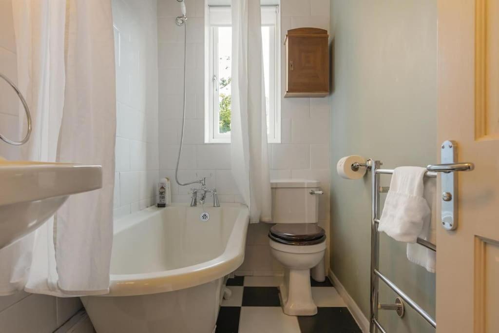 Newington Green, Beautiful 1 Bed Apartamento Londres