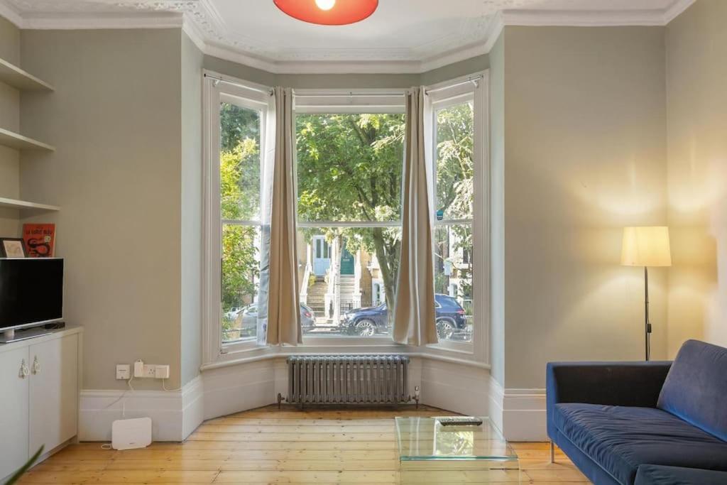 Newington Green, Beautiful 1 Bed * Londres