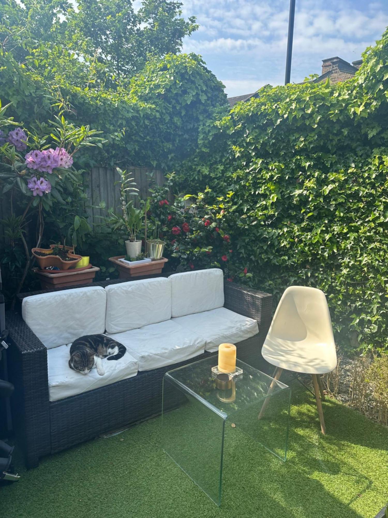 My Sky Secret Garden 1 Bedroom Londres