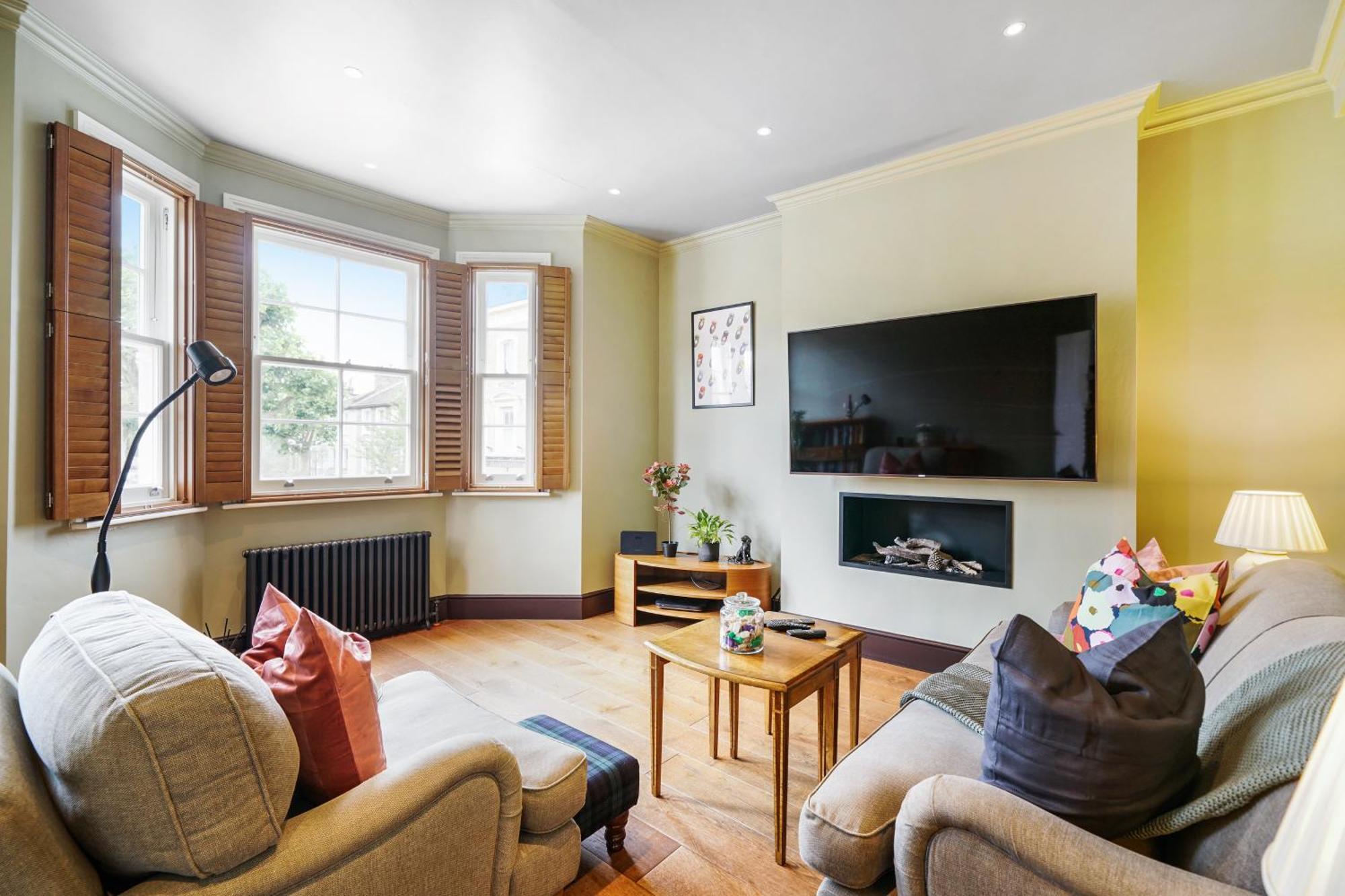 Stylish 2bed 2 Bath House With Balcony Holiday home