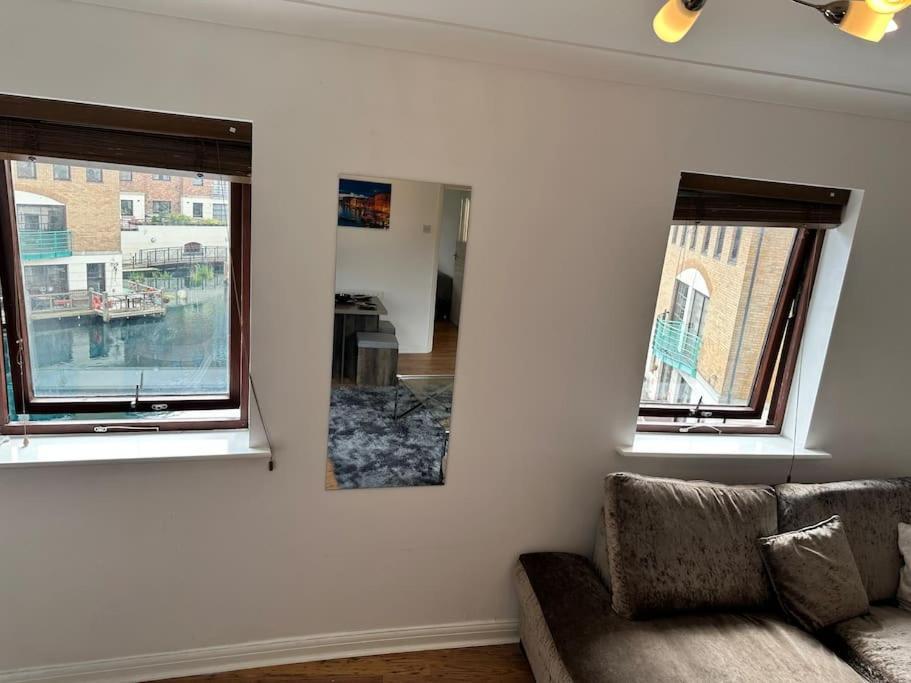 Stylish Waterfront Appartement *