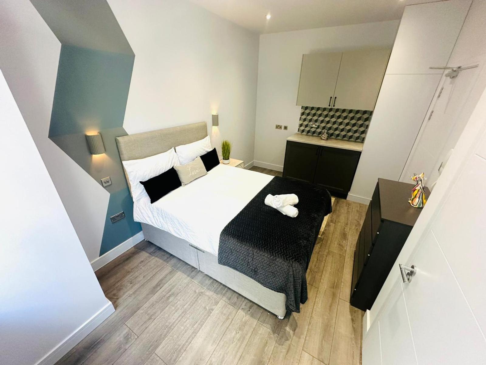 Sw18 Great Location Perfect For Tourist Gasthuis Londen