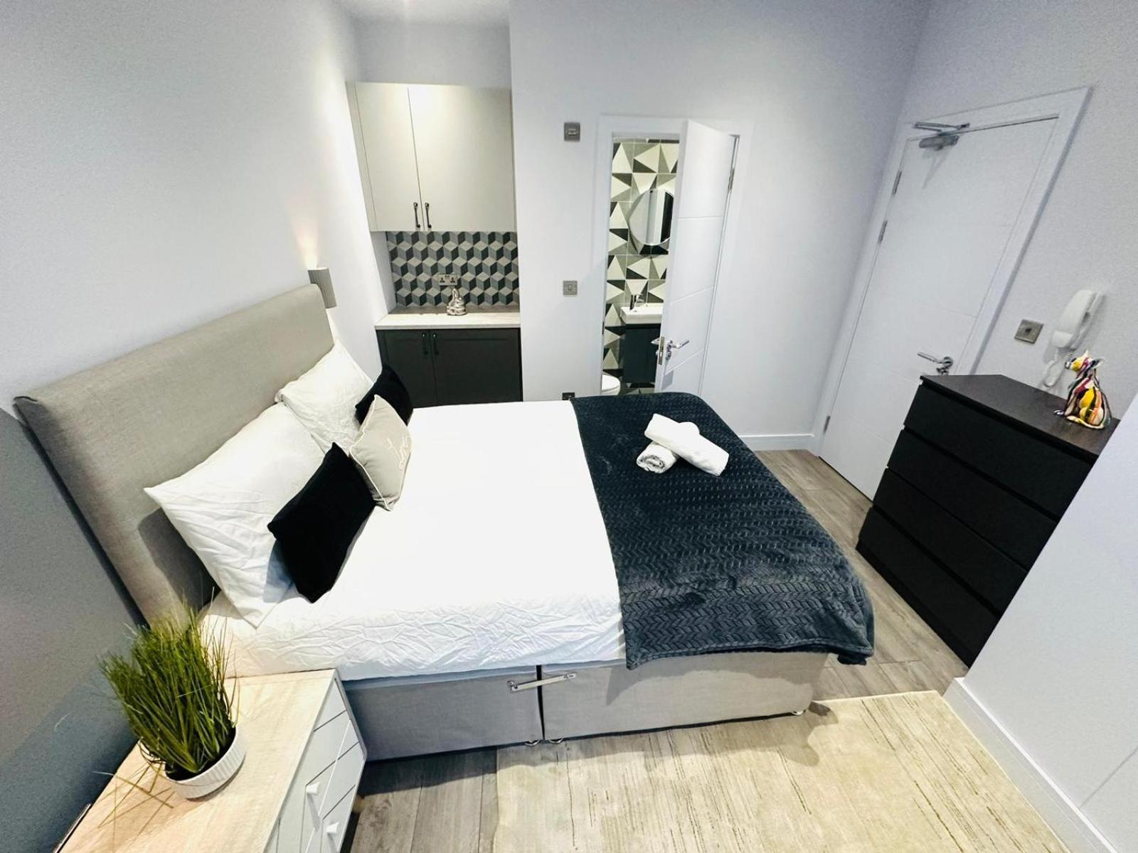 Sw18 Great Location Perfect For Tourist Gasthuis *