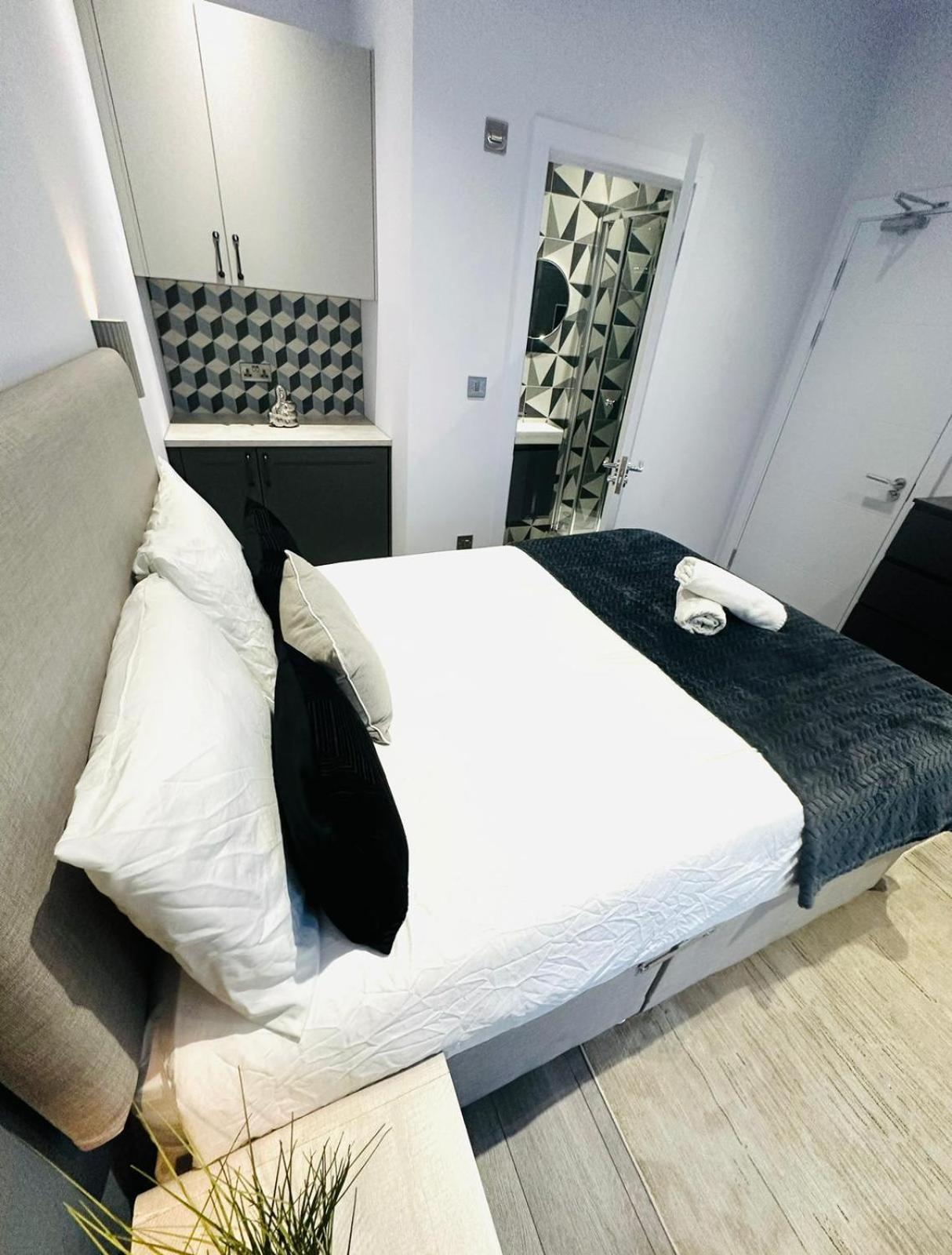 Gasthuis Sw18 Great Location Perfect For Tourist *