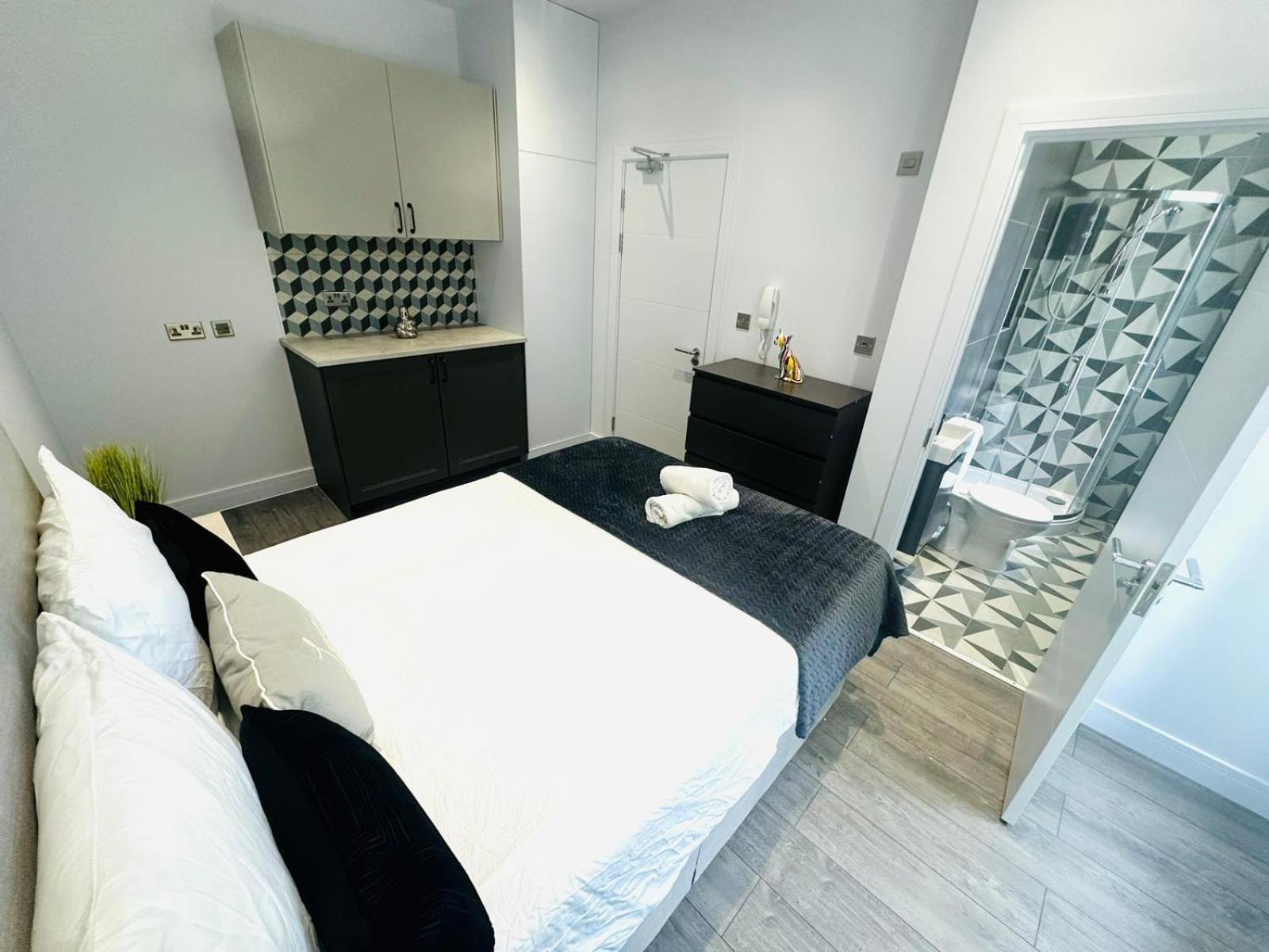 Sw18 Great Location Perfect For Tourist Gasthuis Londen