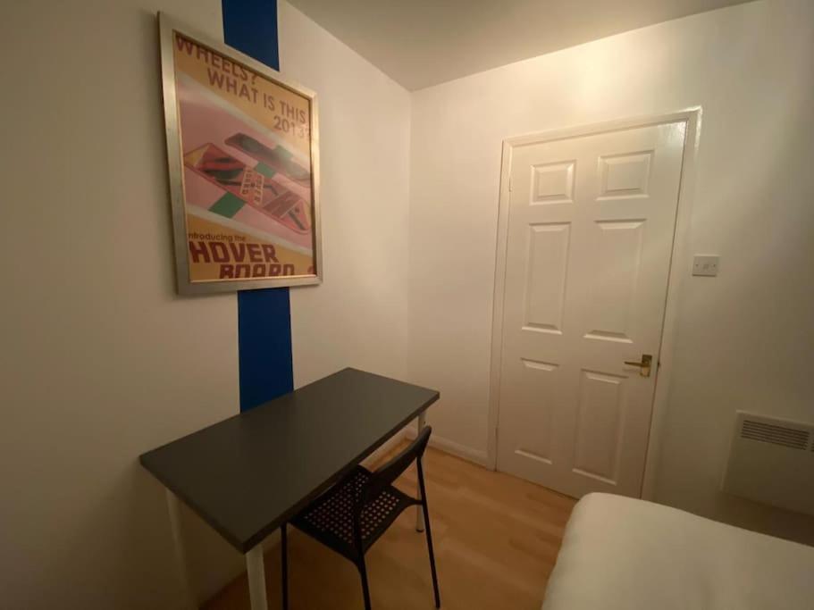 Appartement ✰free Private Parking✰80s Retro 1bedroom Serviced Canary Wharf Perfect For Families Business & Leisure Guests