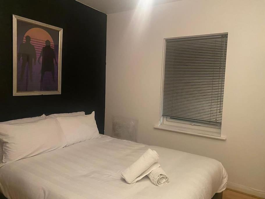 Appartement ✰free Private Parking✰80s Retro 1bedroom Serviced Canary Wharf Perfect For Families Business & Leisure Guests *