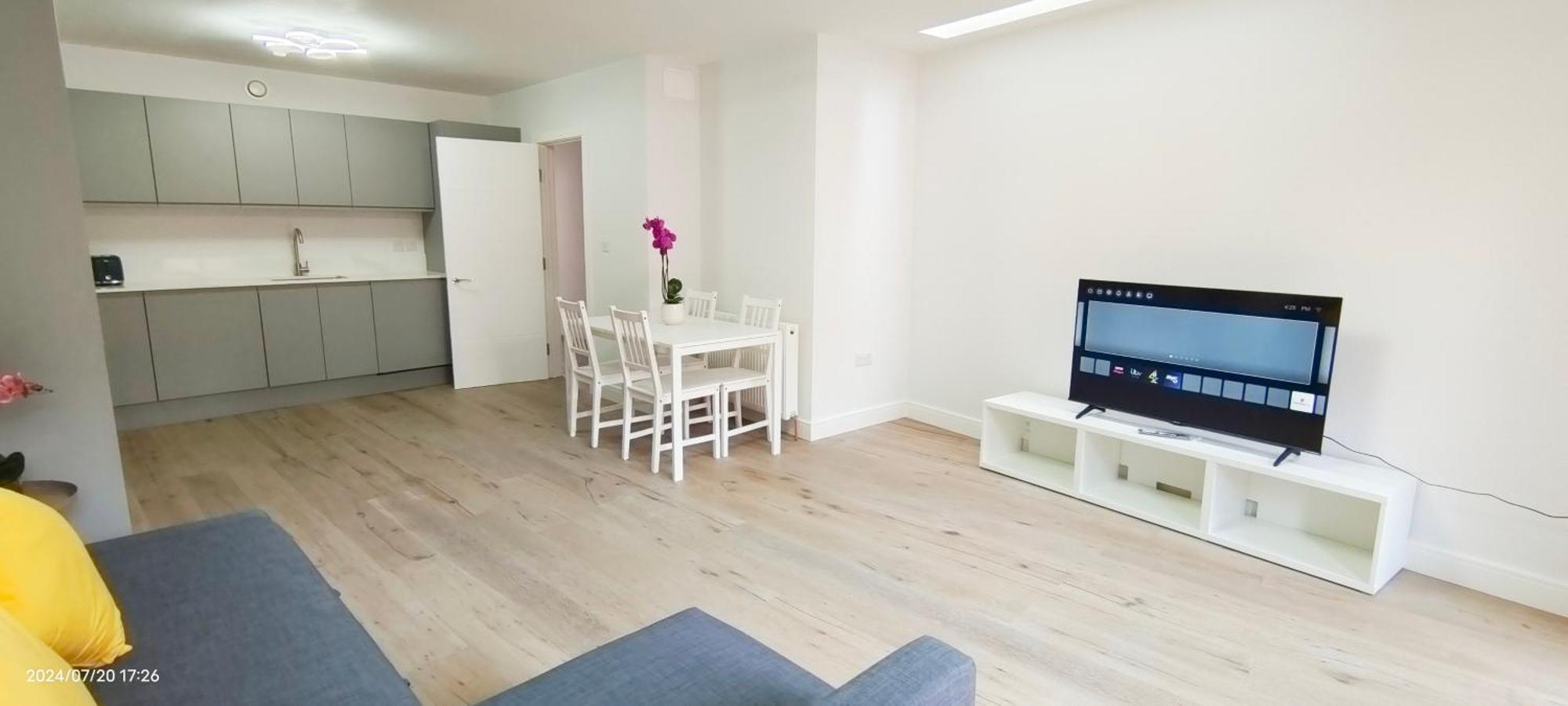 Spacious 2b2b With Garden Londres