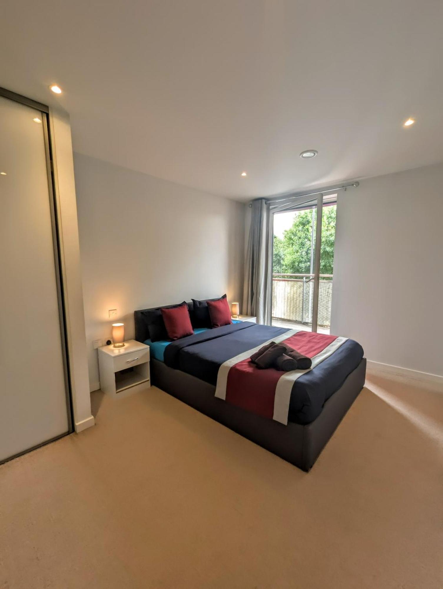 Apartamento Modern Near Greenwich - Rooftop View
