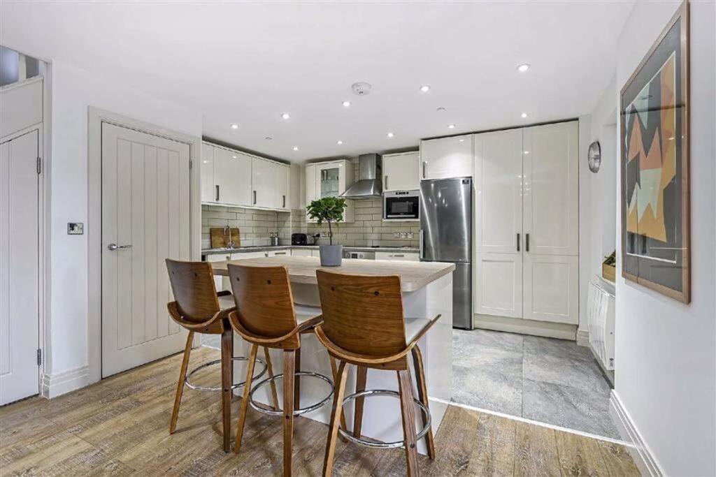 Sho-11 Stanton House - Riverside House With Garden Patio And Parking Hébergement de vacances