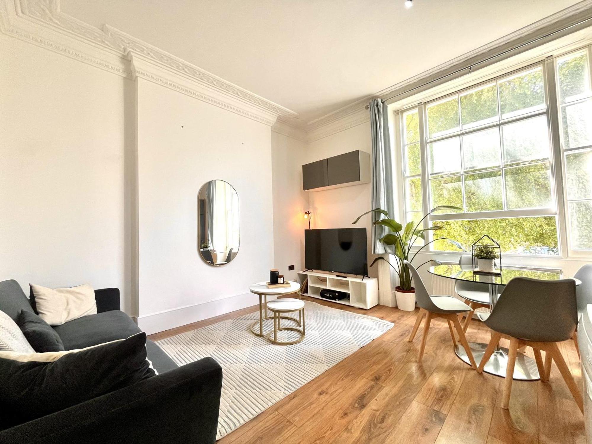Spacious Comfort In Heart Of Camden Apartamento Londres