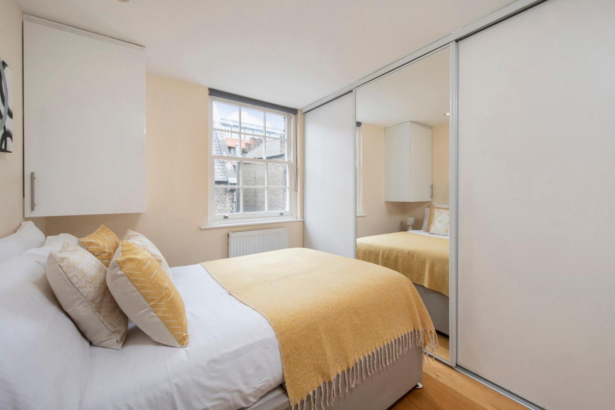 The Hideaway - Oxford Circus - By Frankie Says Londres