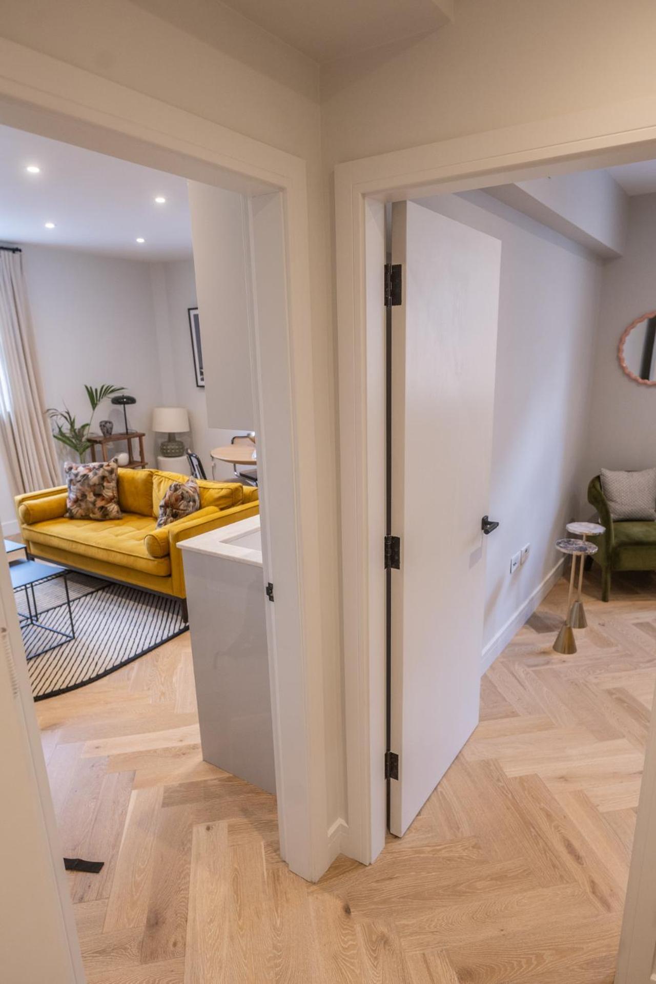 Modern, Stylish Newly Refurbished 2nd Floor In Fitzrovia Appartement