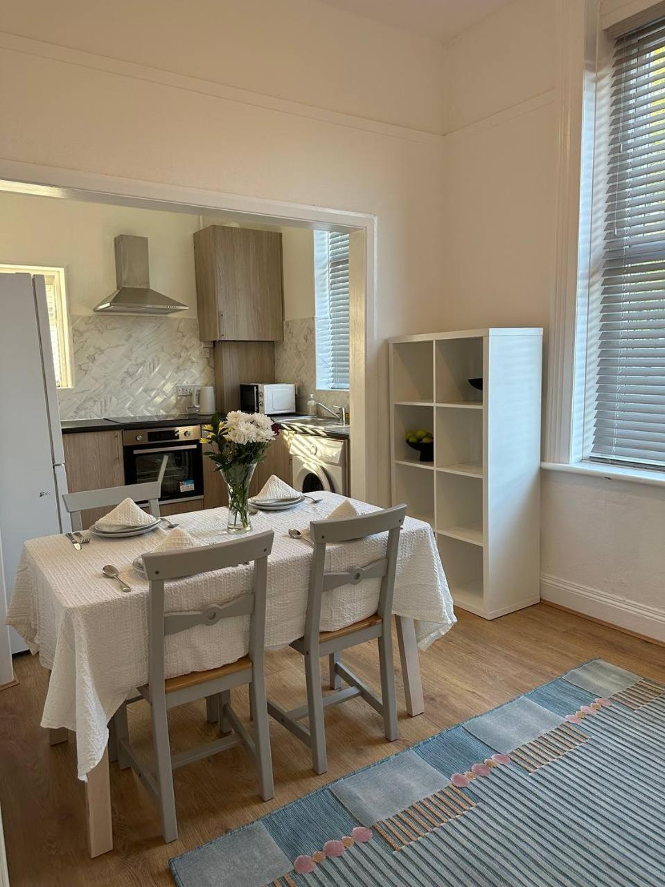 Cheerful 3 Bedroom