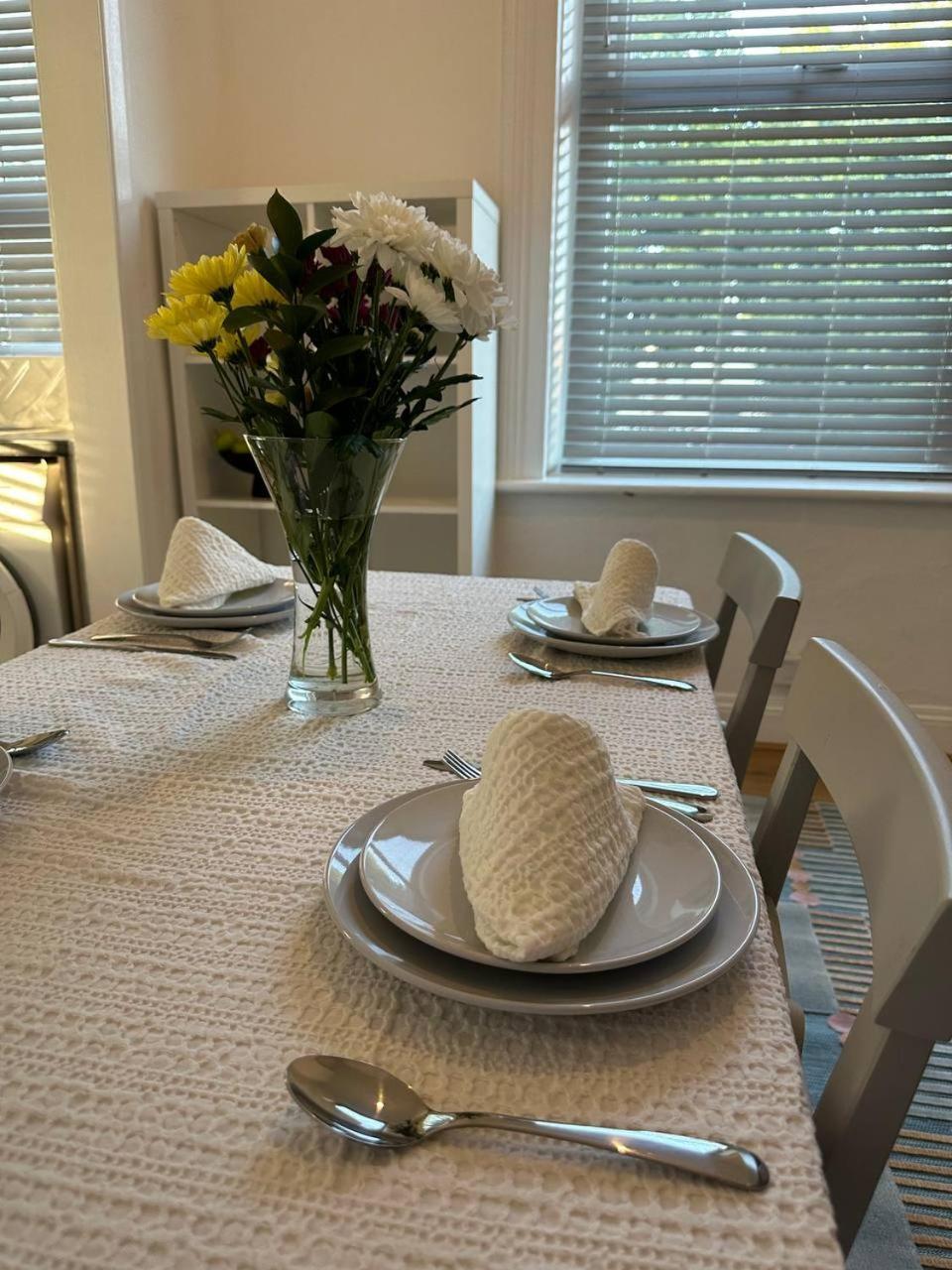 Cheerful 3 Bedroom