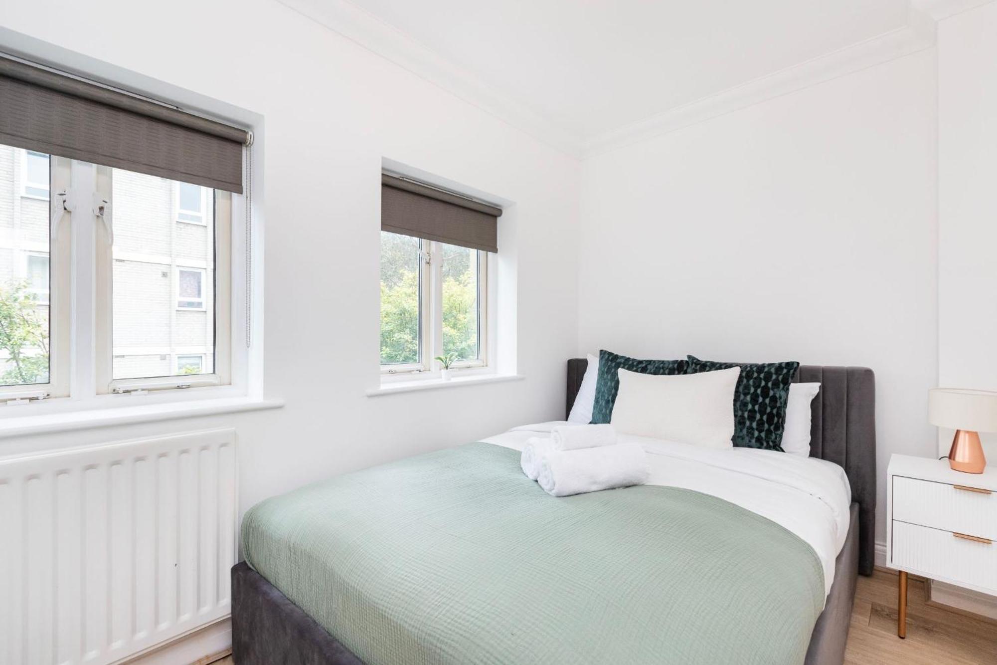 Old Street - 4br Townhouse With Patio - Cityapartmentstay * London