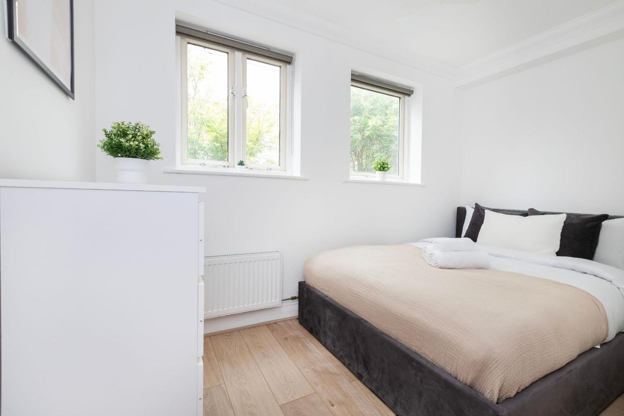 Old Street - 4br Townhouse With Patio - Cityapartmentstay * London