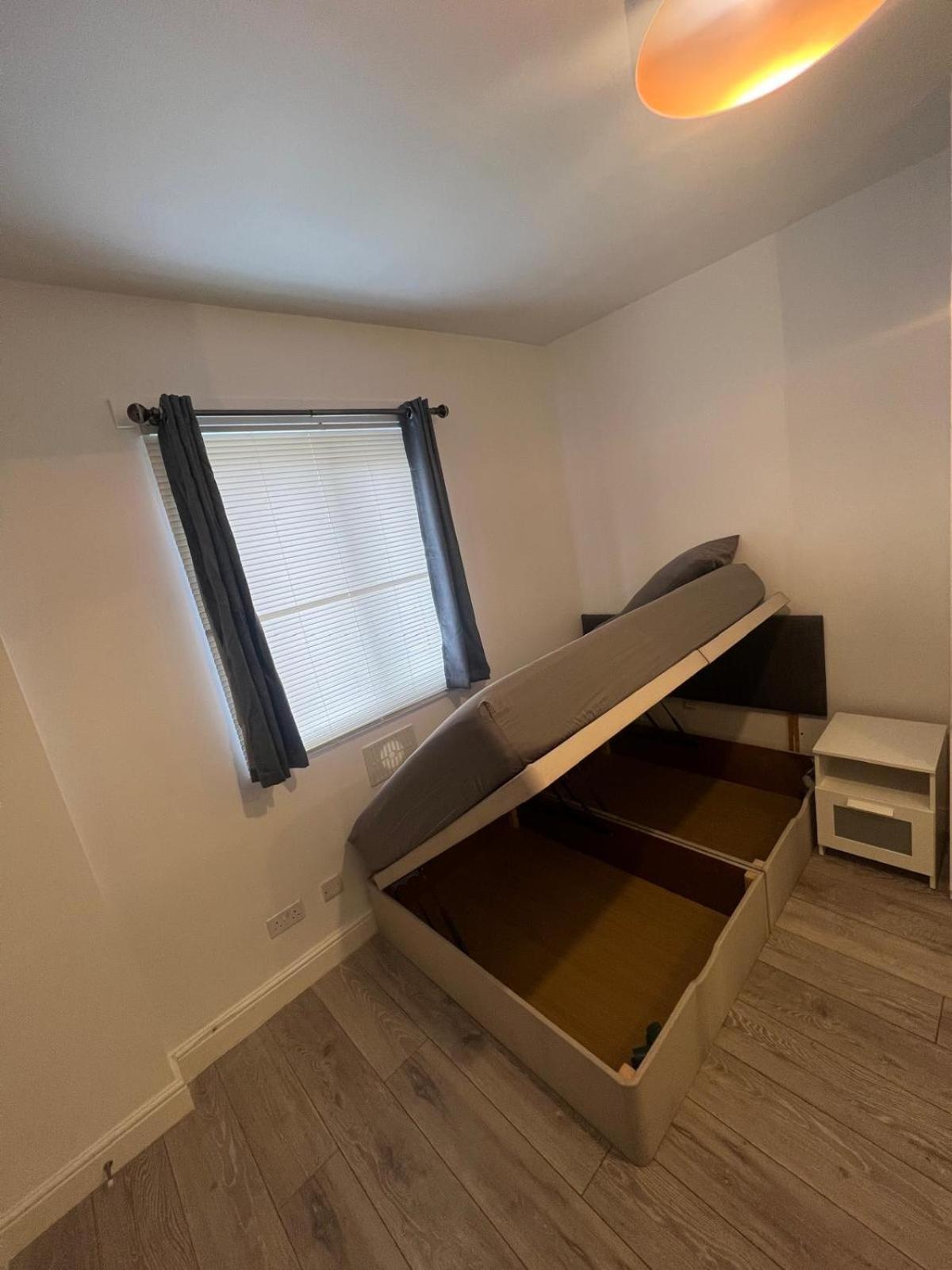 Cosy Self Contained Flat Appartement *