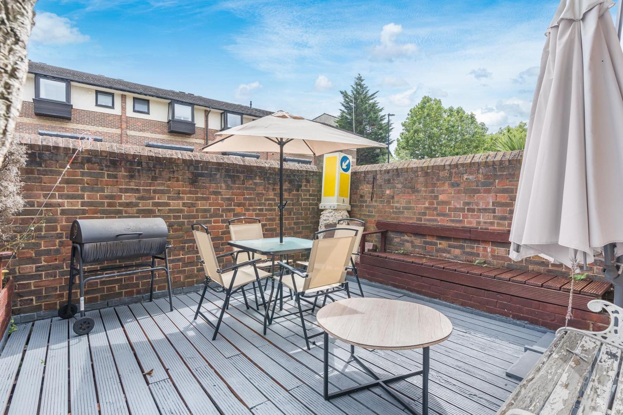 Serviced - For Families Or Corporate Appartement