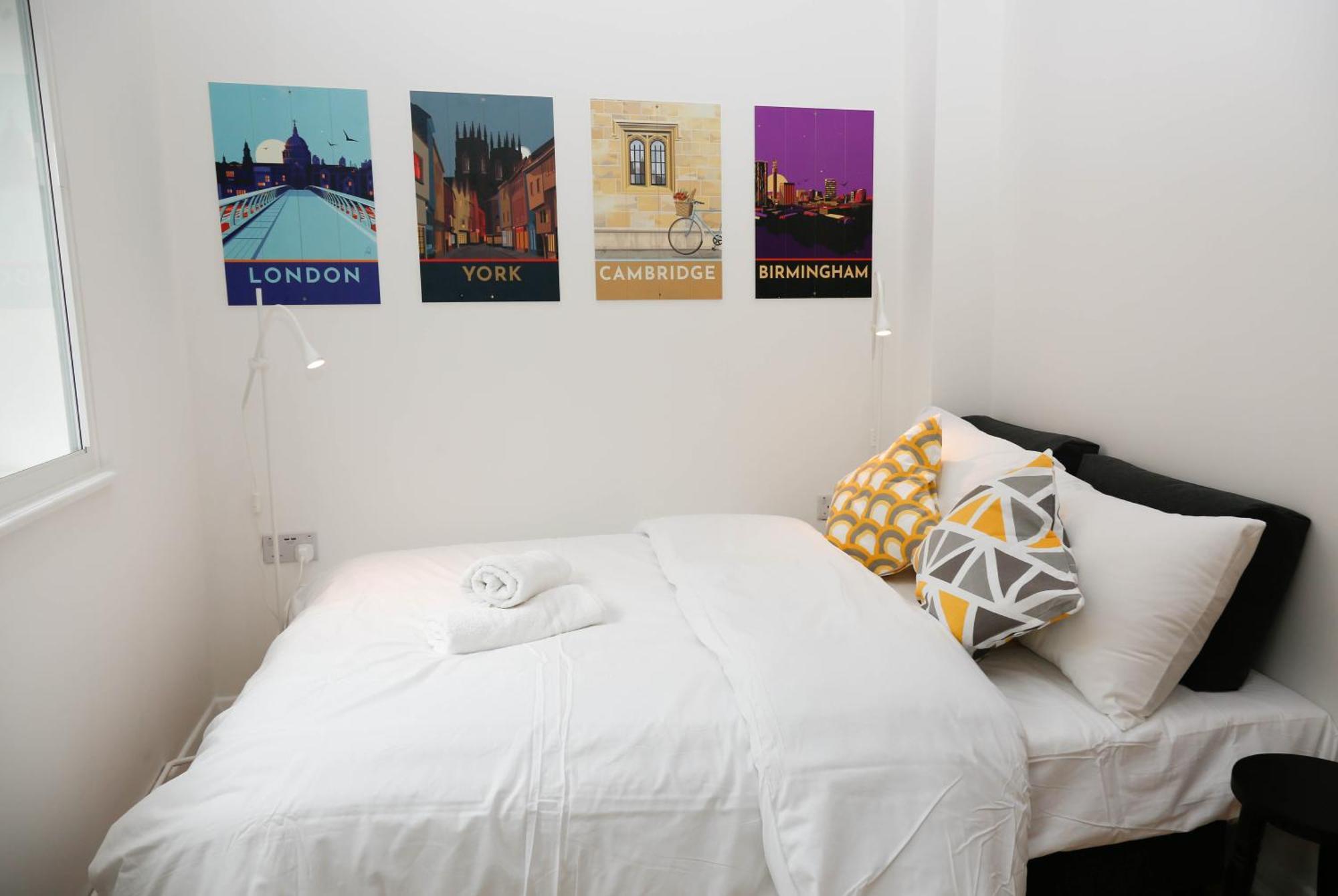 New Luxury In Next To Shops, Cafes, Bars & Metro Apartamento Londres