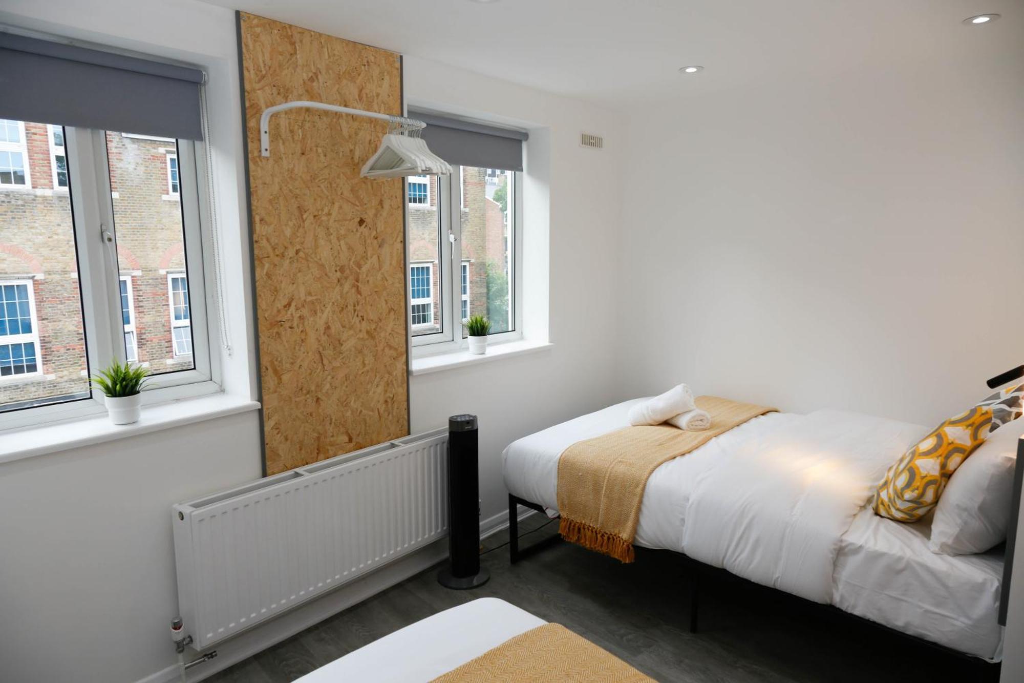 New Luxury In Next To Shops, Cafes, Bars & Metro * Londres