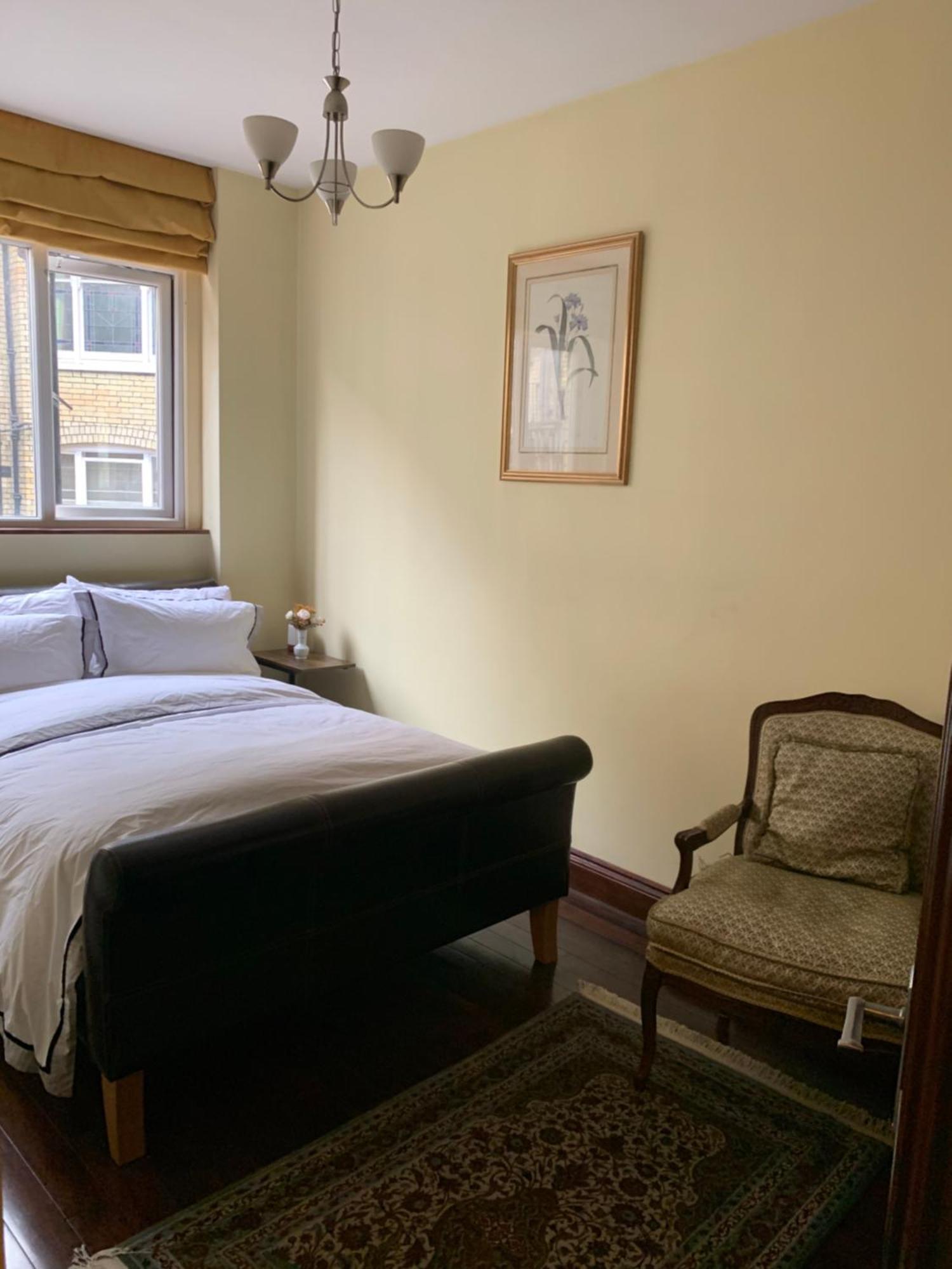 Baker Street 3 Bedroom And 3 Bathroom Fabulous Flat
