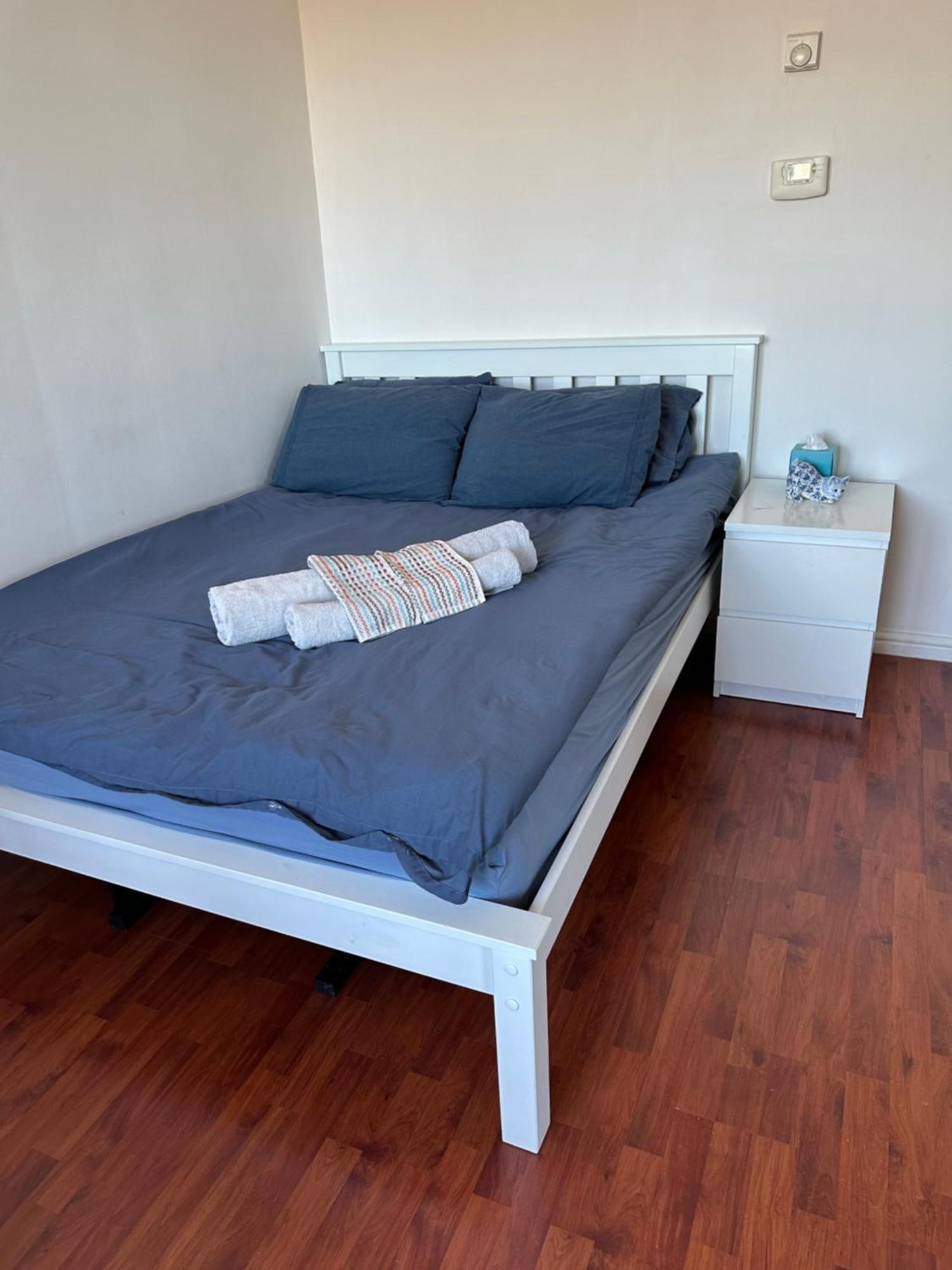 Bed and breakfast White